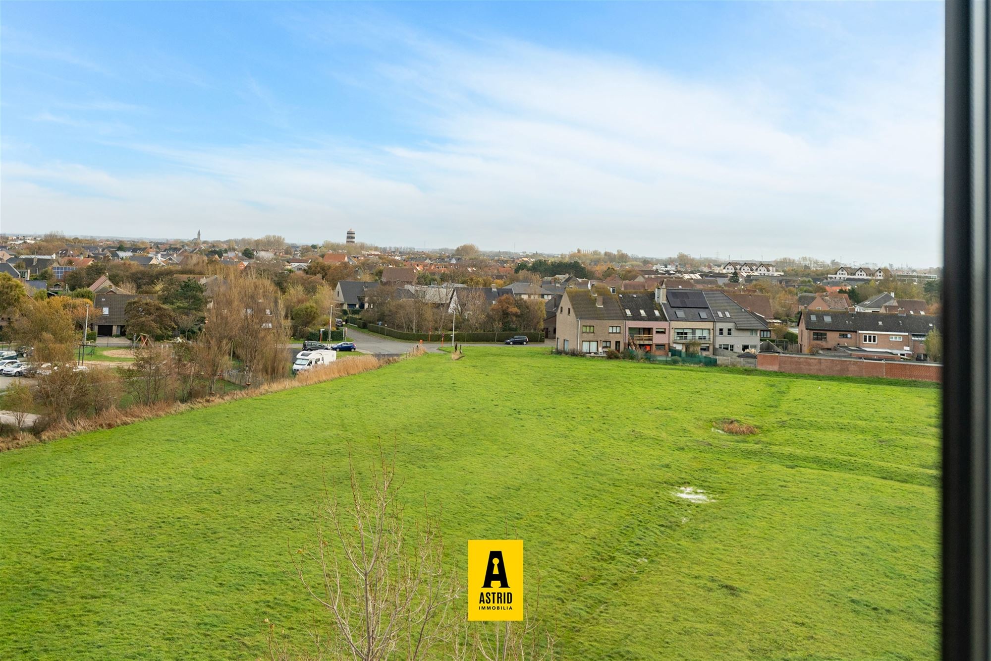 Volledig gerenoveerd appartement met zeezicht in Bredene foto 18