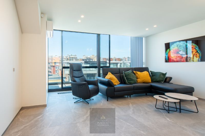 Instapklaar recent luxueus duplex-appartement met 2 terrassen in residentie Lectus IX. foto 2
