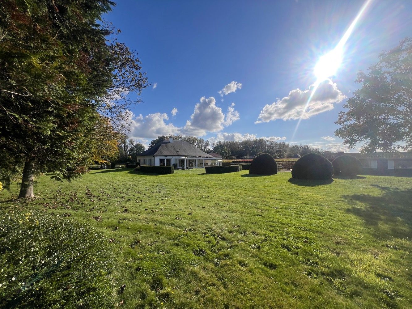 Klassevolle villa op een absolute zichtlocatie op een schitterend perceel met royale frontbreedte foto 6