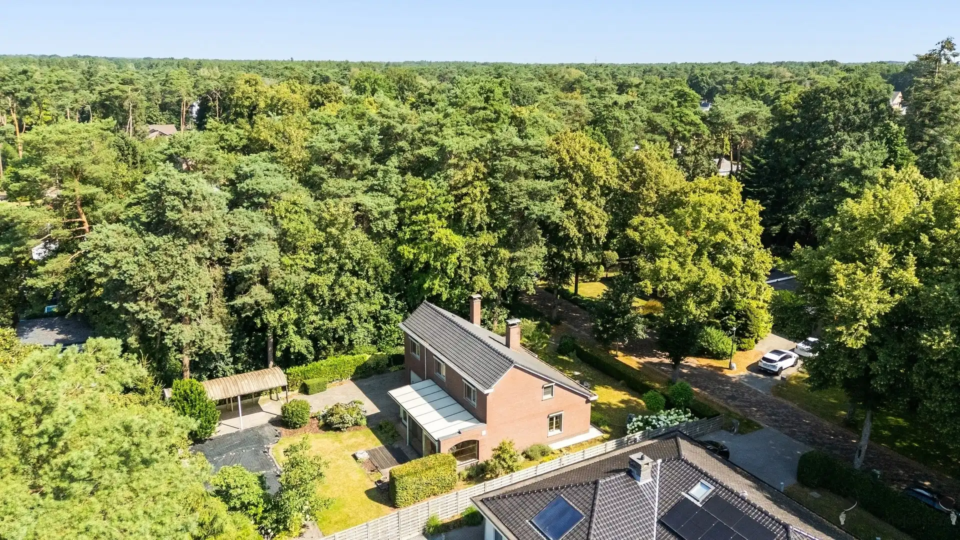 Prachtige gezinswoning op een gegeerde locatie nabij het centrum van Sint-Job  foto 37