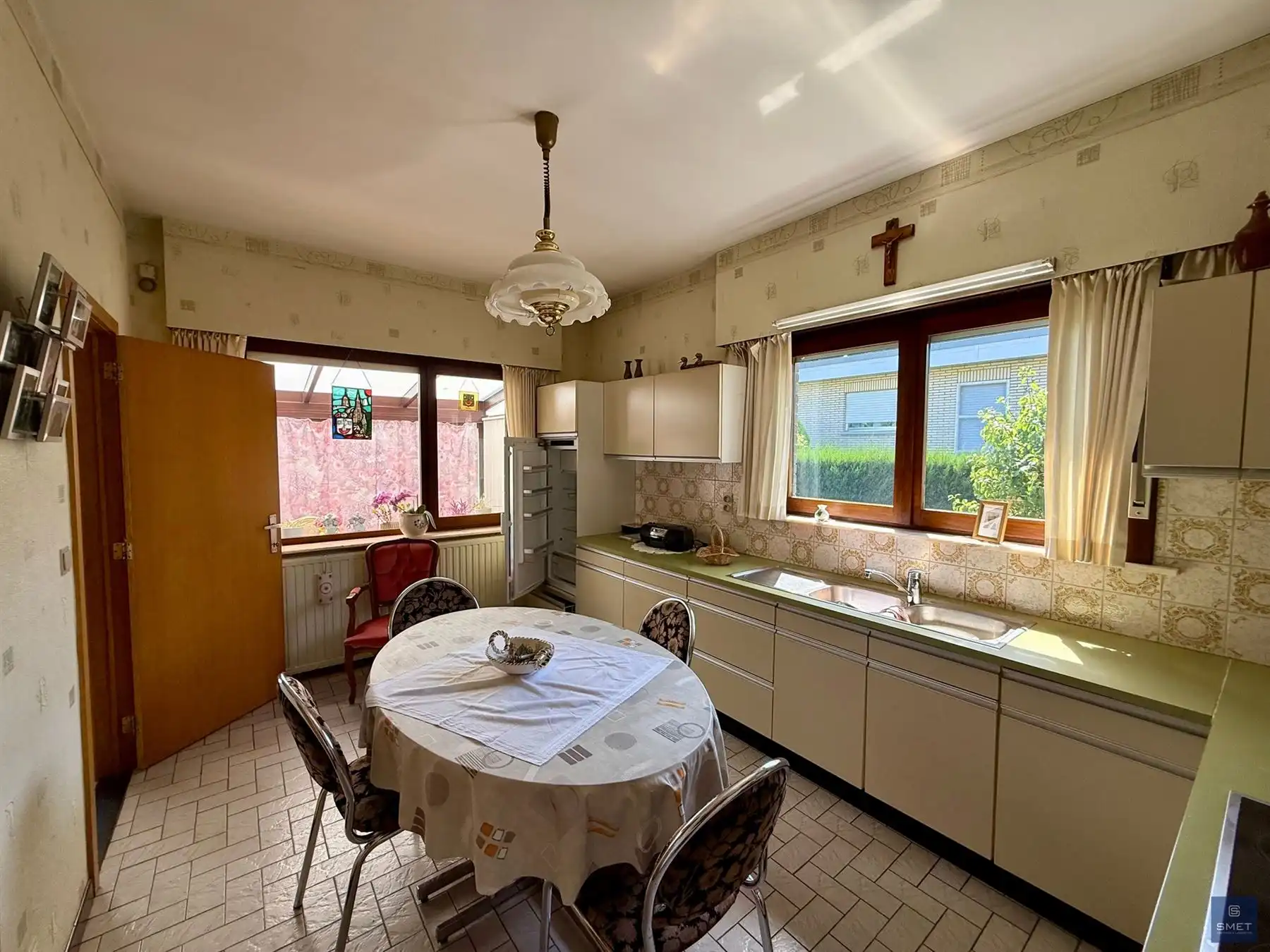 TE RENOVEREN BUNGALOW MET 2 SLPKS EN GARAGE foto 16