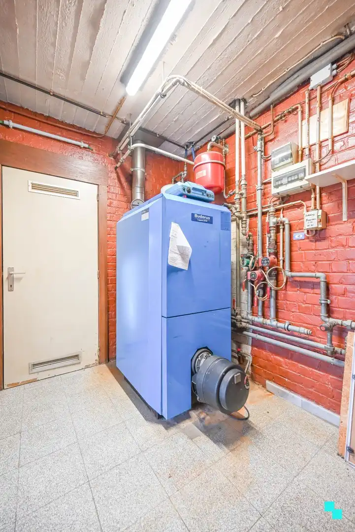 Riante handelswoonst in Waregem foto 25