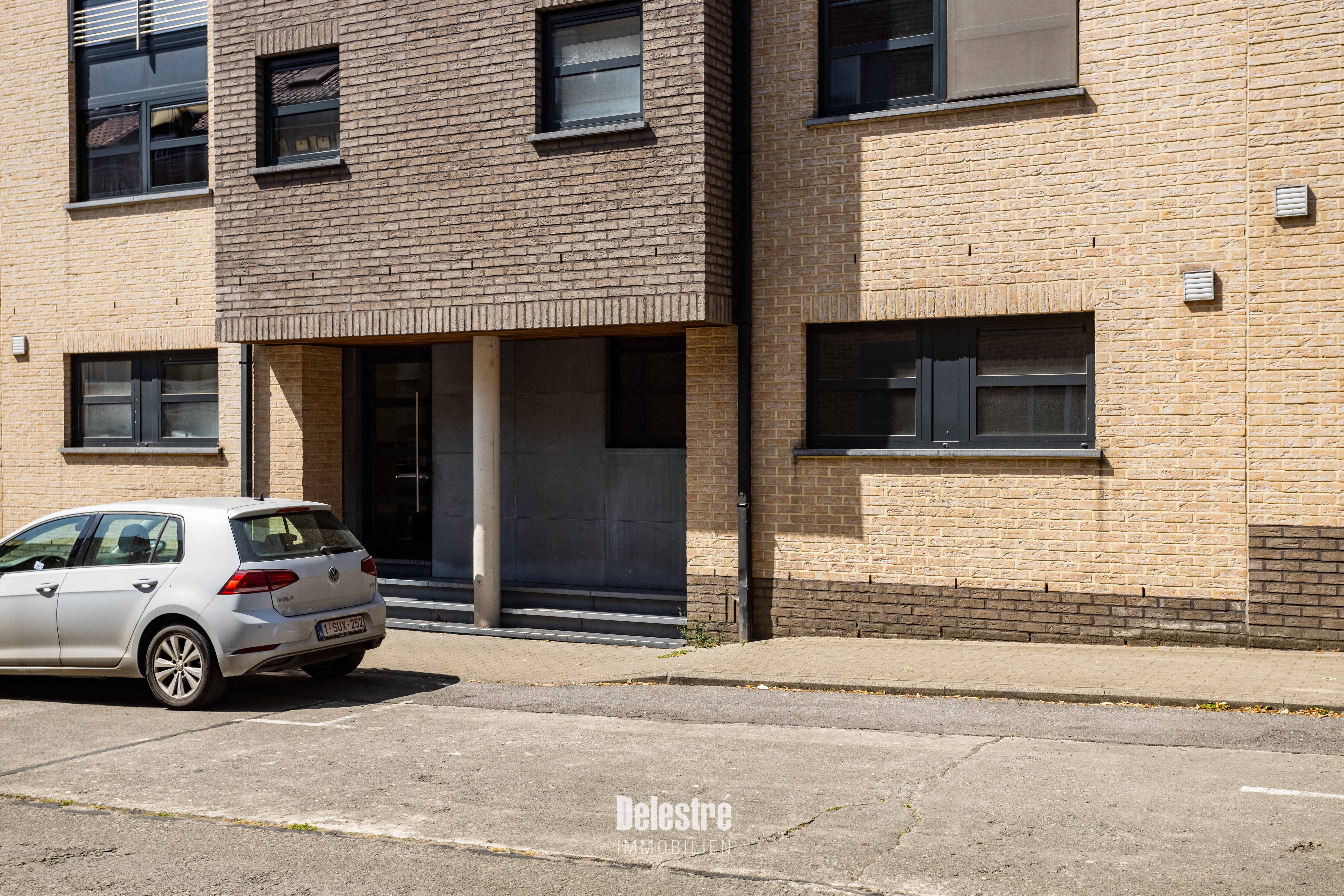 MODERN APP. 3 SLPK. EN RUIM TERRAS MET TUIN foto 4