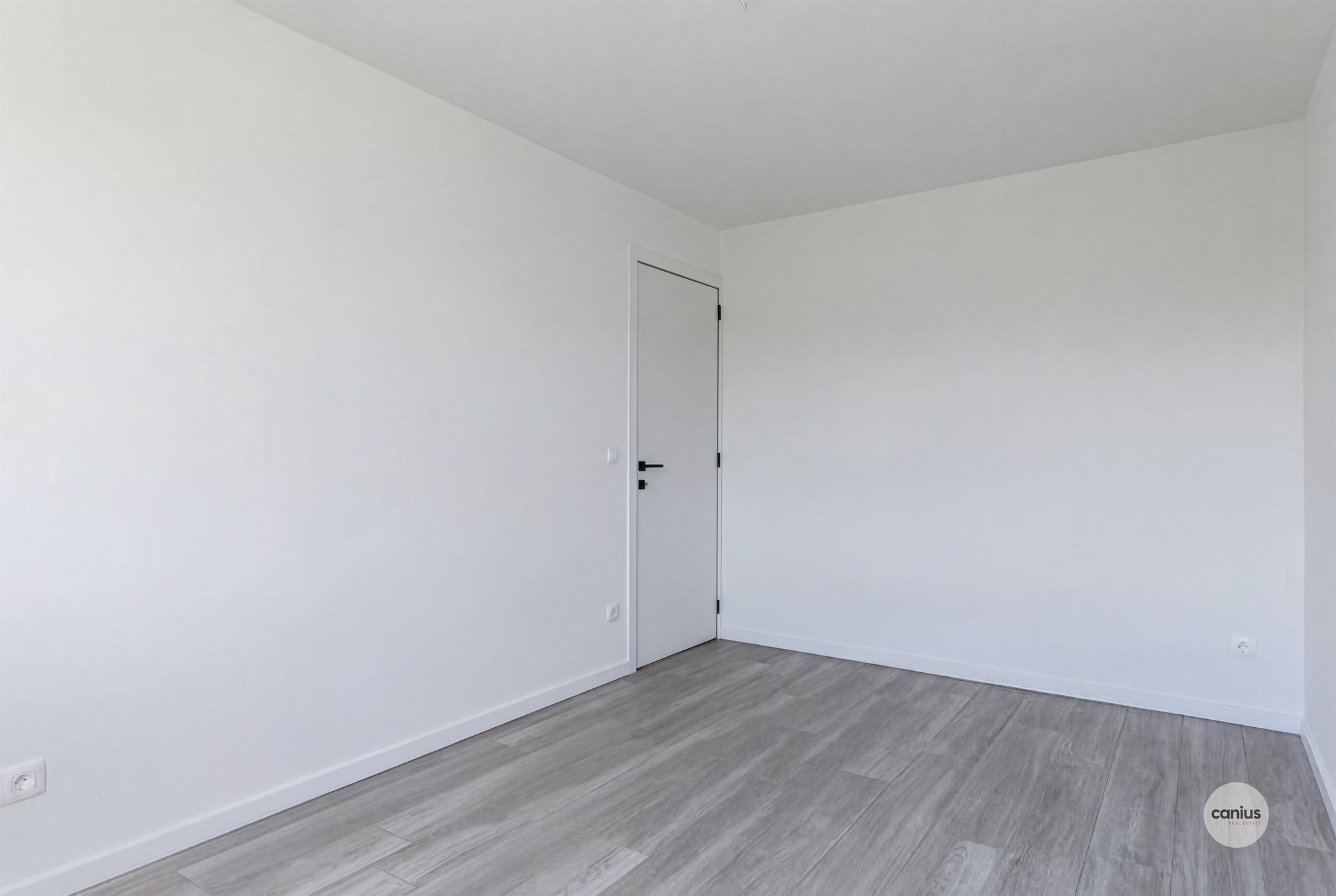 Moderne woning met 3 Slaapkamers in rustige buurt foto 9