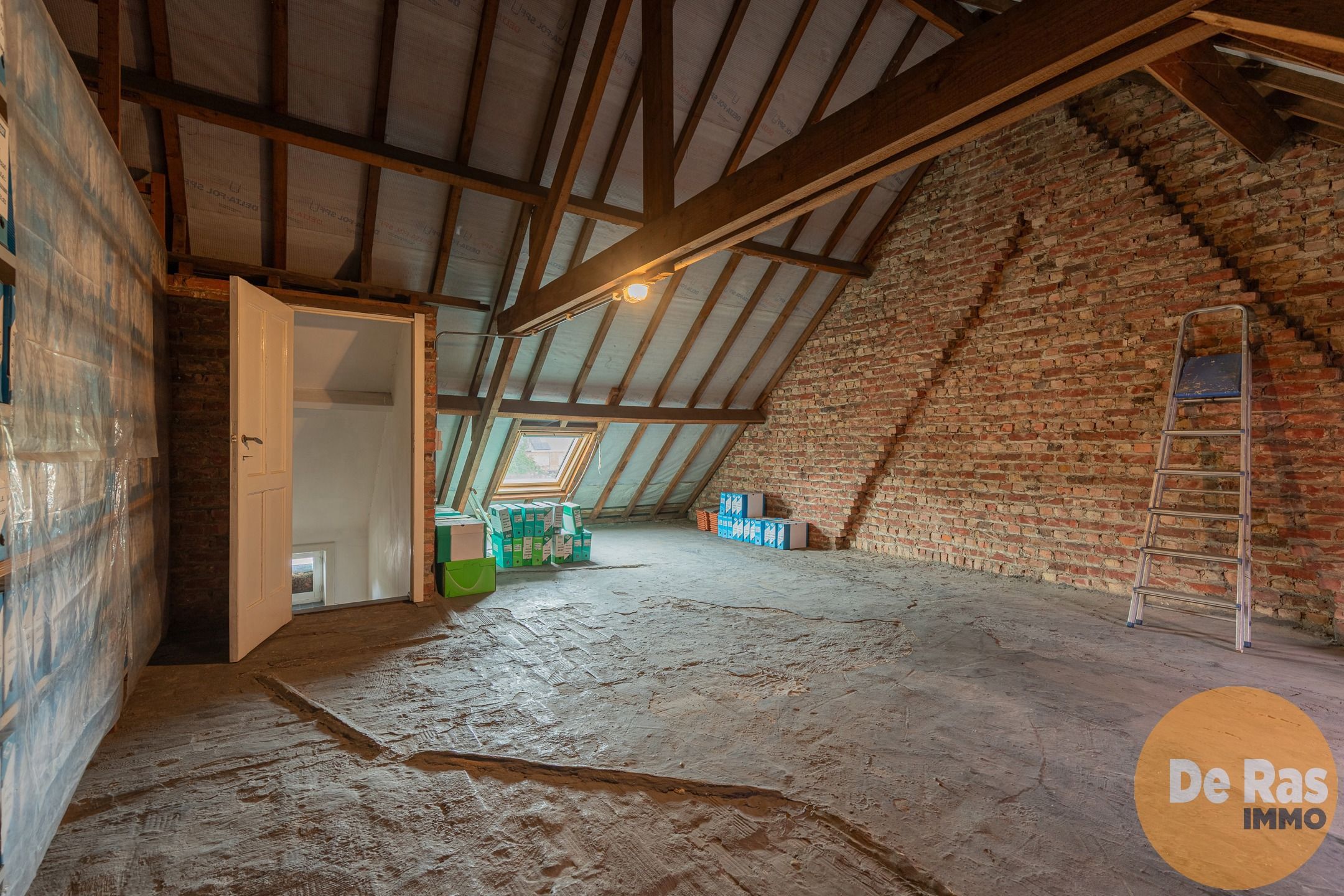 LEDE CENTRUM - Charmante renovatiewoning  op circa 10 are foto 17