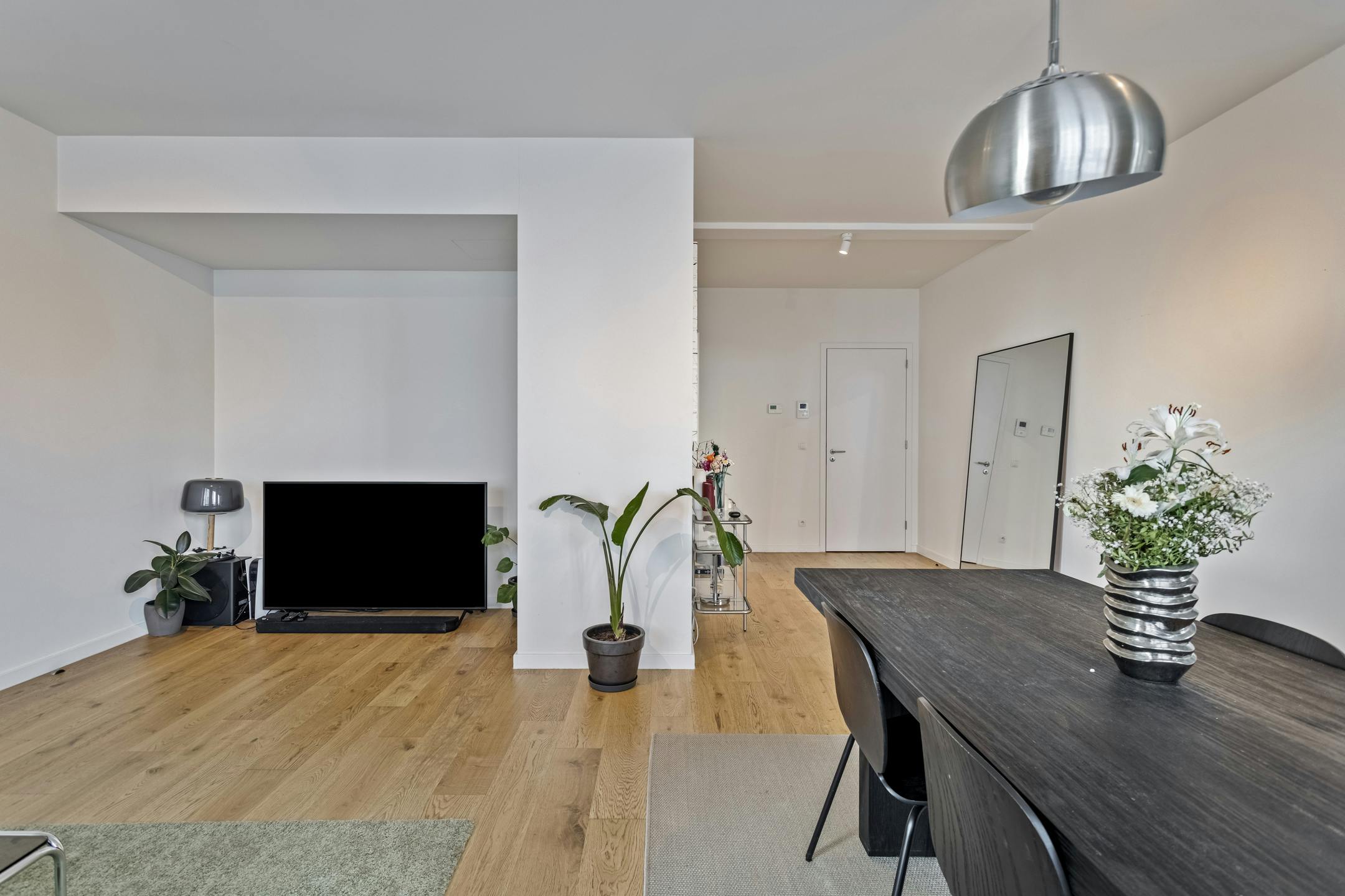 Appartement met 2 slaapkamers en terras te koop 't Eilandje foto 14