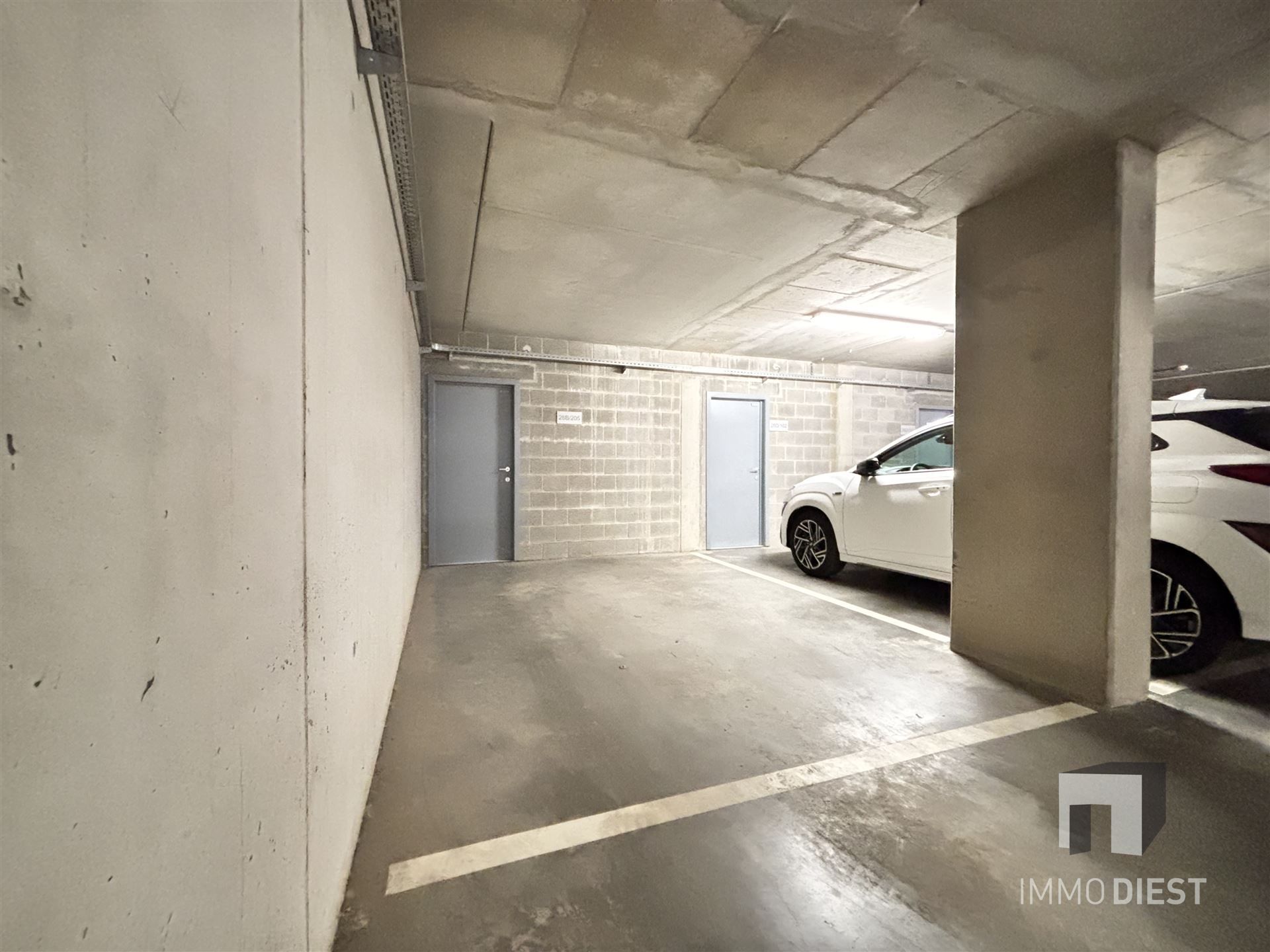 Ruim appartement op de tweede verdieping in het centrum van Tessenderlo foto 19