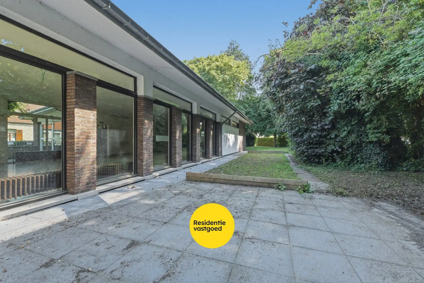 Voormalig dienstencentrum met ruime indeling en residentieel potentieel - Lissewege  foto 16