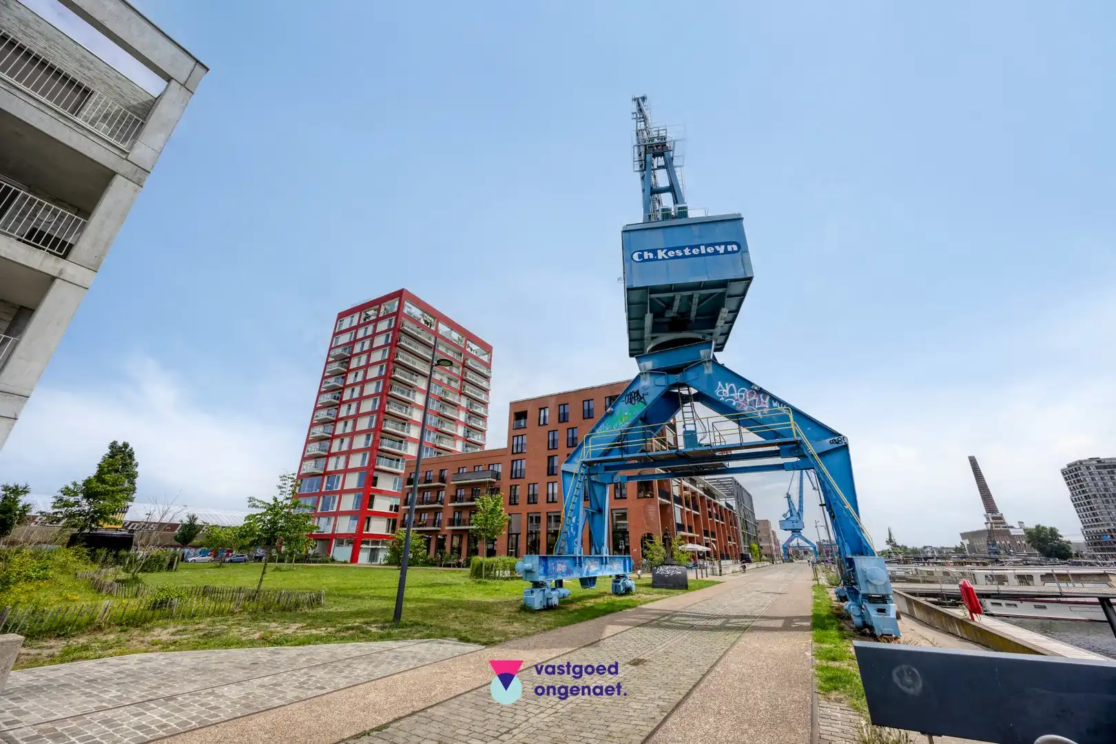 Exclusieve penthouse met zicht op water en stad foto 25