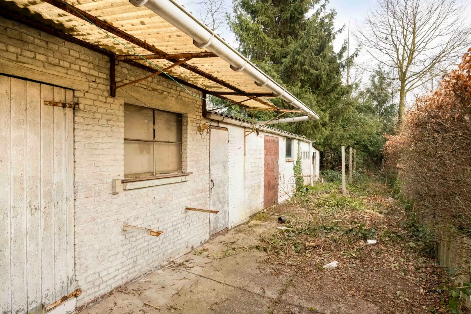 Volledig te renoveren woning met potentieel op een schitterende ligging te Brasschaat foto 14