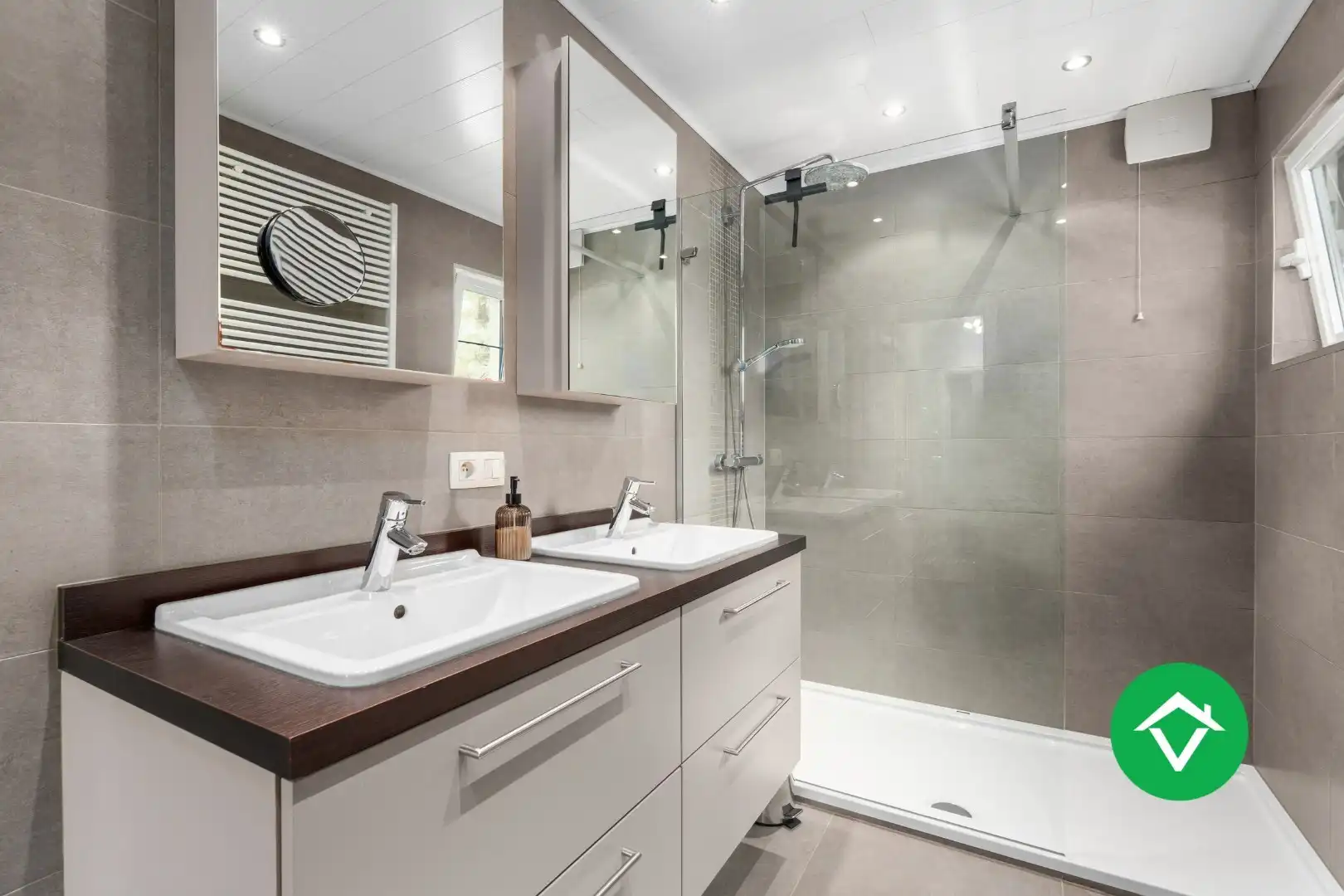 Alleenstaande woning met uitgestrekte vergezichten te Wijnendale foto 16