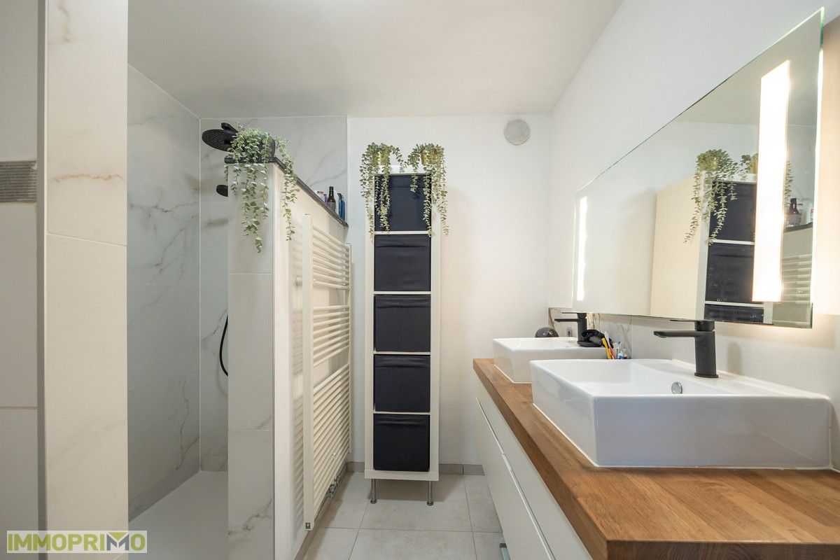 Appartement met 1 à 2  slaapkamers en binnentuin op de gelijkvloerse verdieping. foto 9