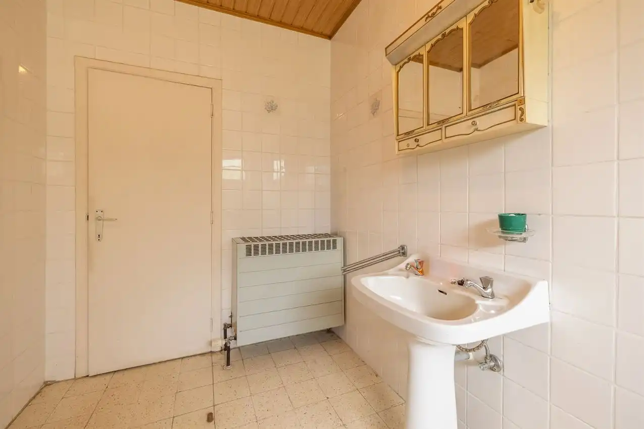 Gelijkvloerse woonst, 3 slpk, op 29a 53ca foto 13