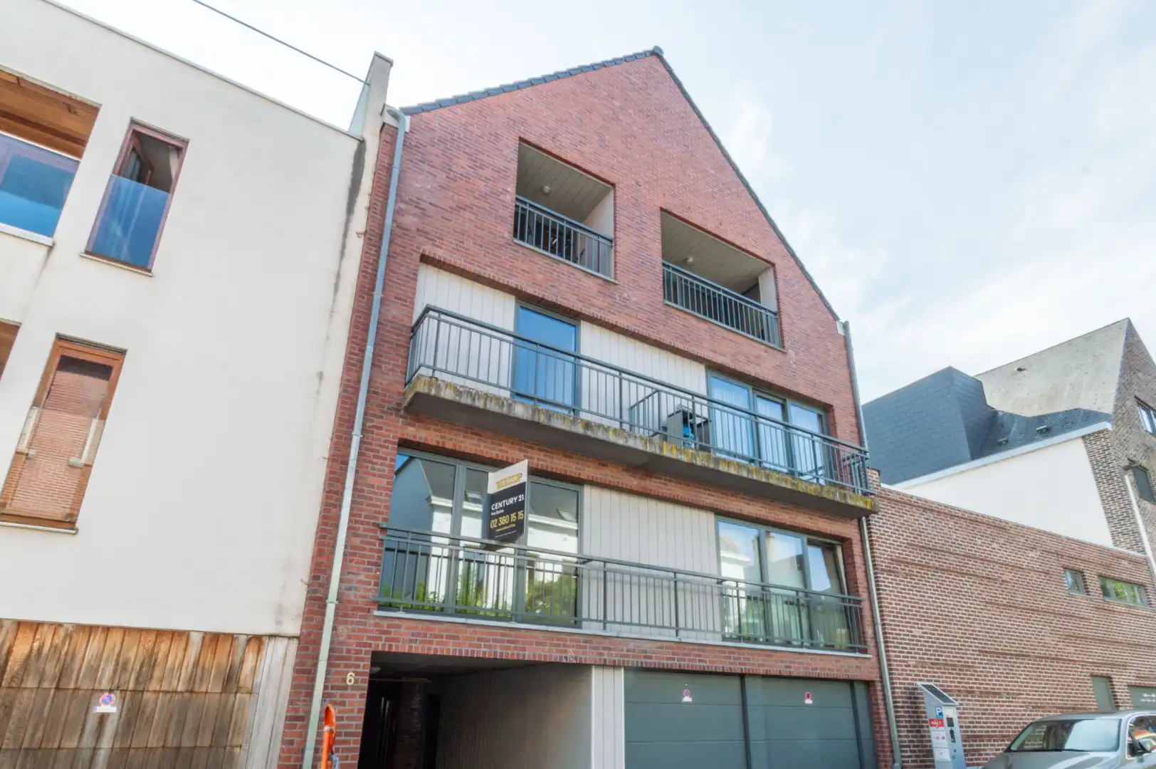 Een aangenaam, ruim duplex-appartement te Halle centrum! foto 2