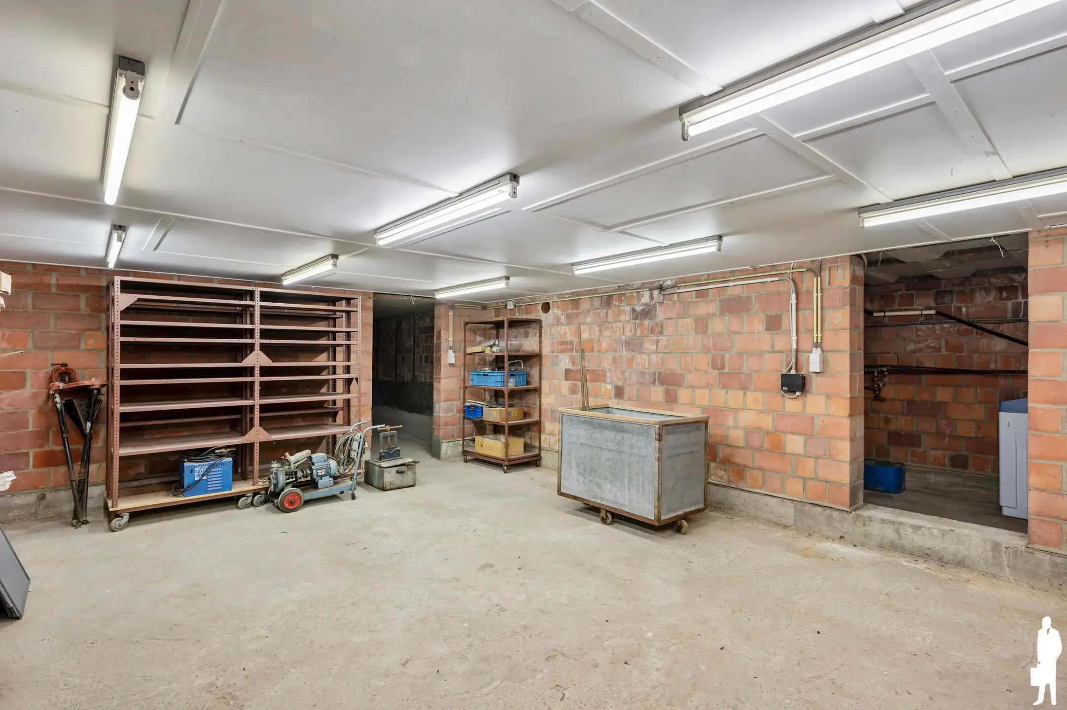 Ruime open bebouwing met 4 slaapkamers, dubbele garage en zuidoostgerichte tuin op ca. 26 are in Hofstade. foto 34