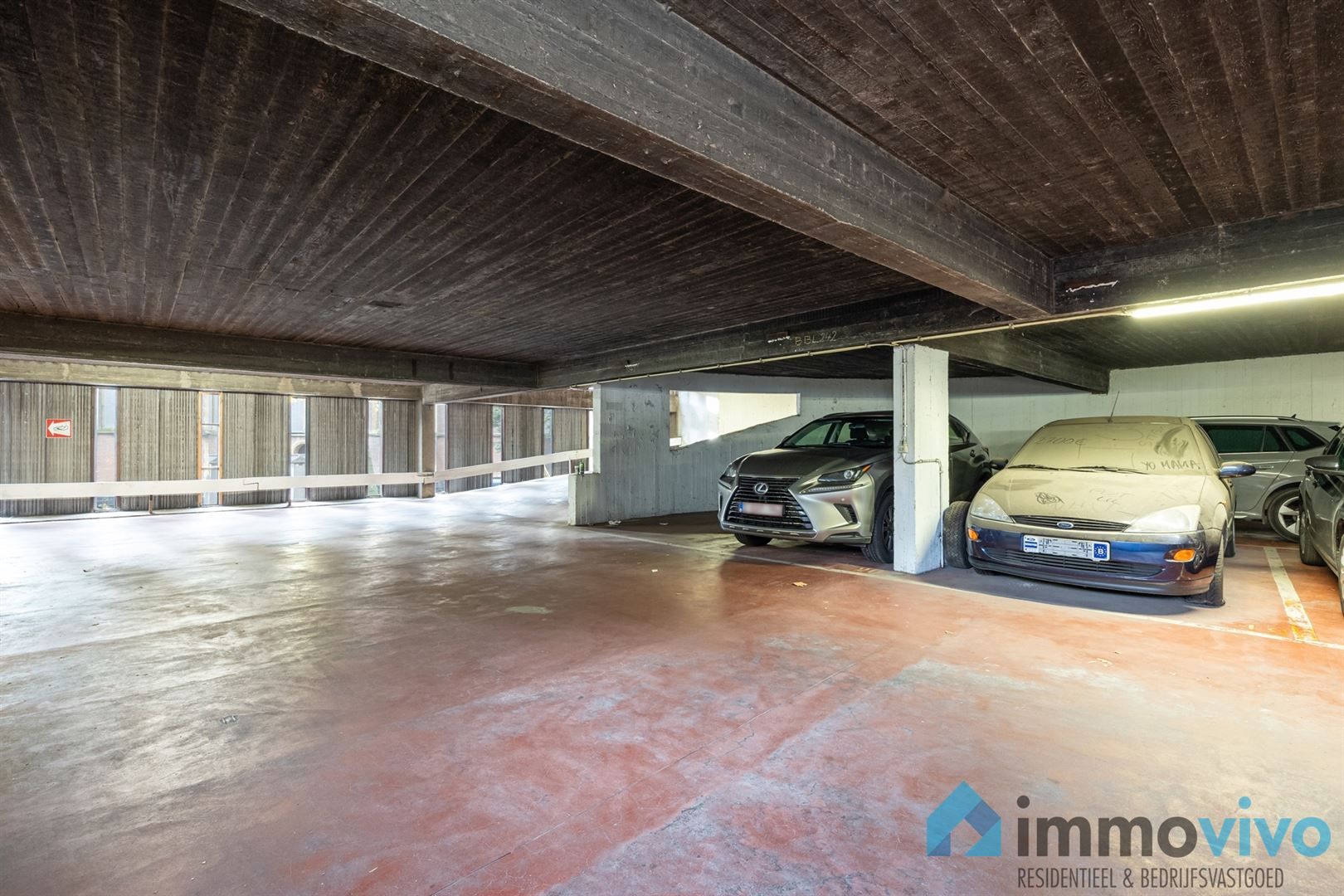 Plateau kantoren van 476 m², deels verhuurd op interessante locatie foto 17