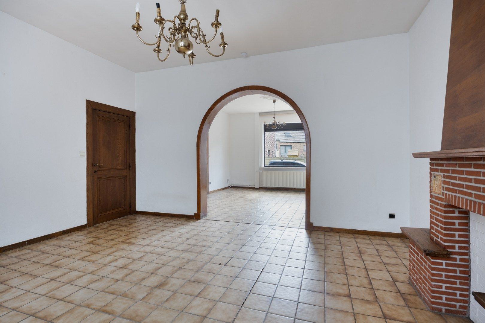 Woning met veel woonoppervlakte, zolder, garage en tuin te Tongeren-Lauw foto 10