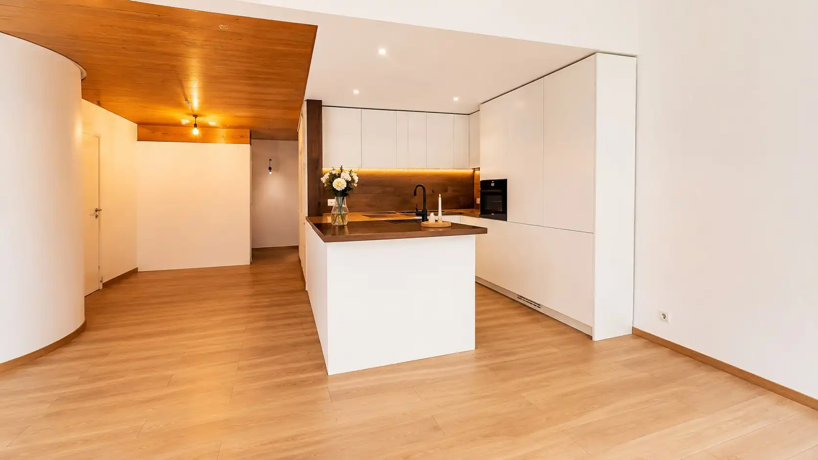 Appartement te huur in het centrum van Lokeren met 2 slaapkamers foto 3