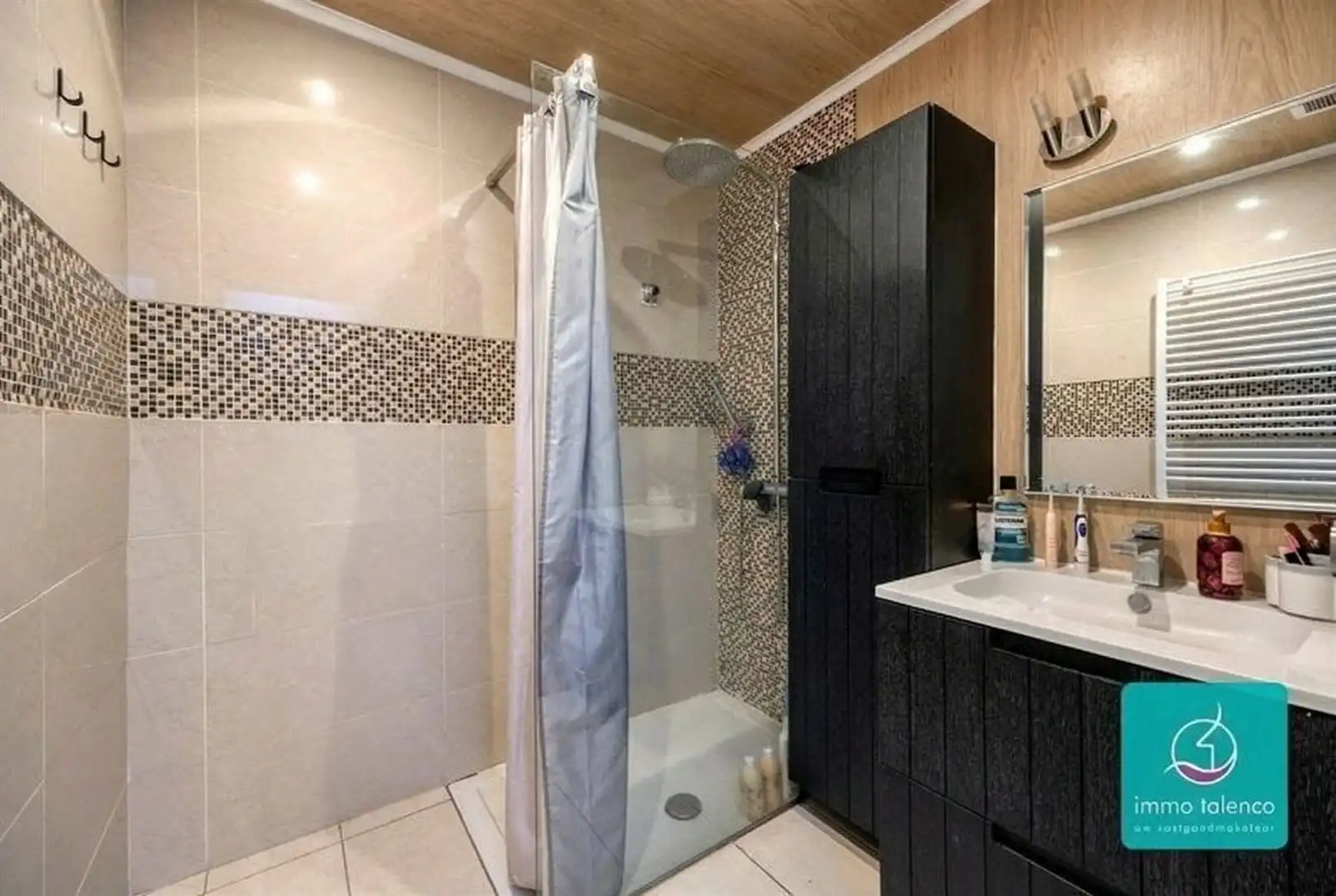 Appartement op eerste verd.-  opp. 94 m² - 2 parkeerplaatsen foto 11