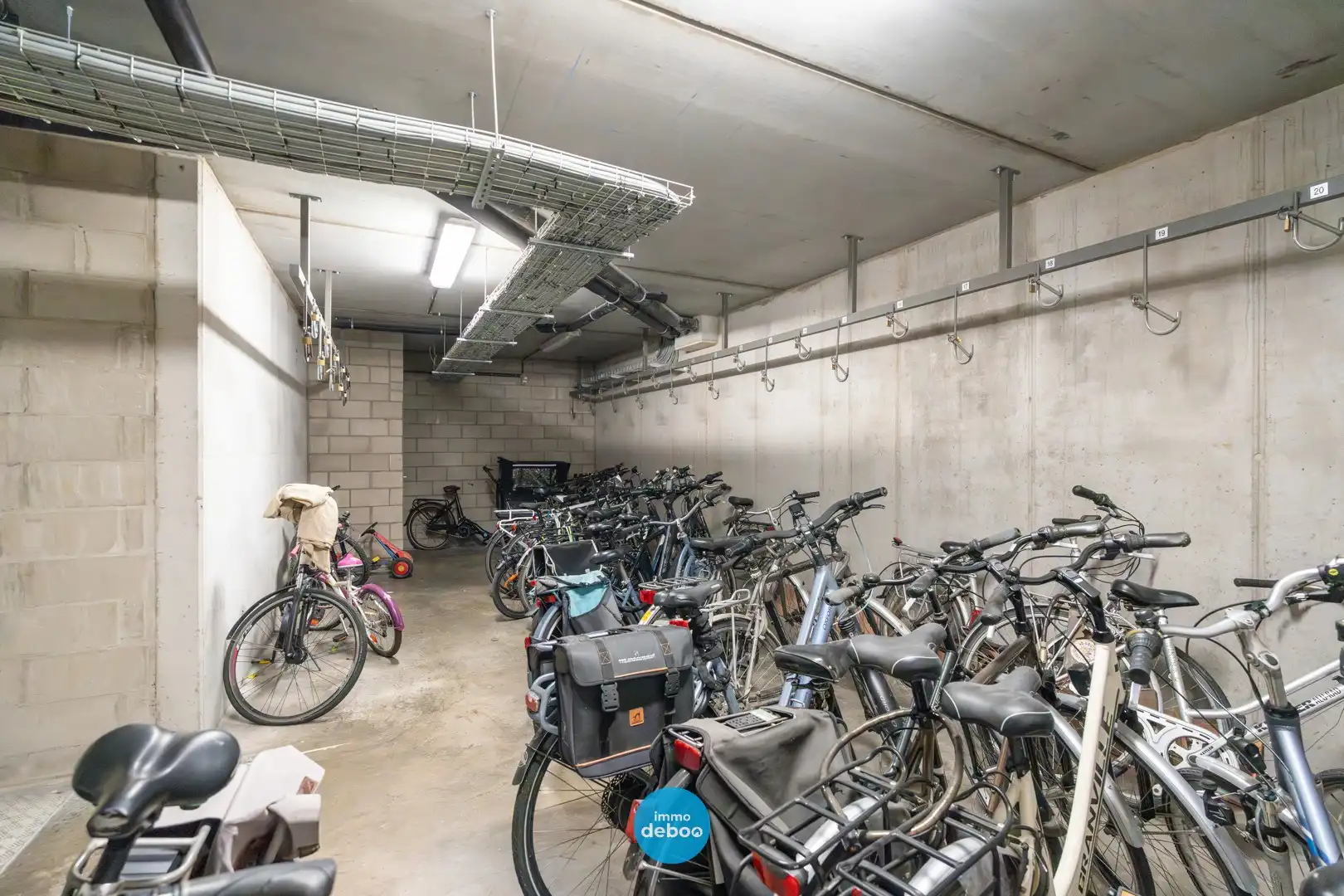 Instapklaar appartement met zonneterrassen in jonge residentie foto 15