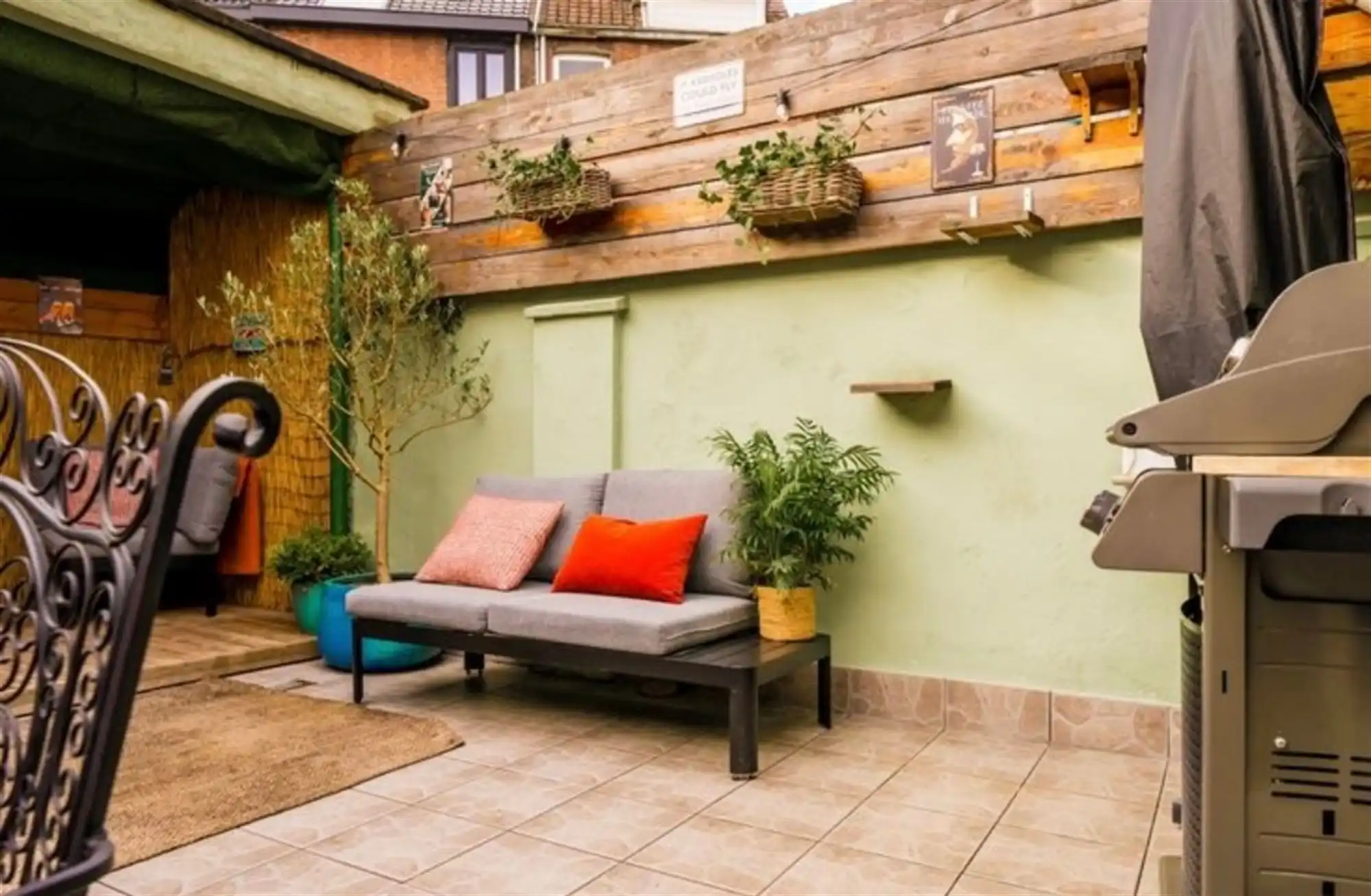 Gezellig huis met zuidgericht terras aan Berchem Station foto 8