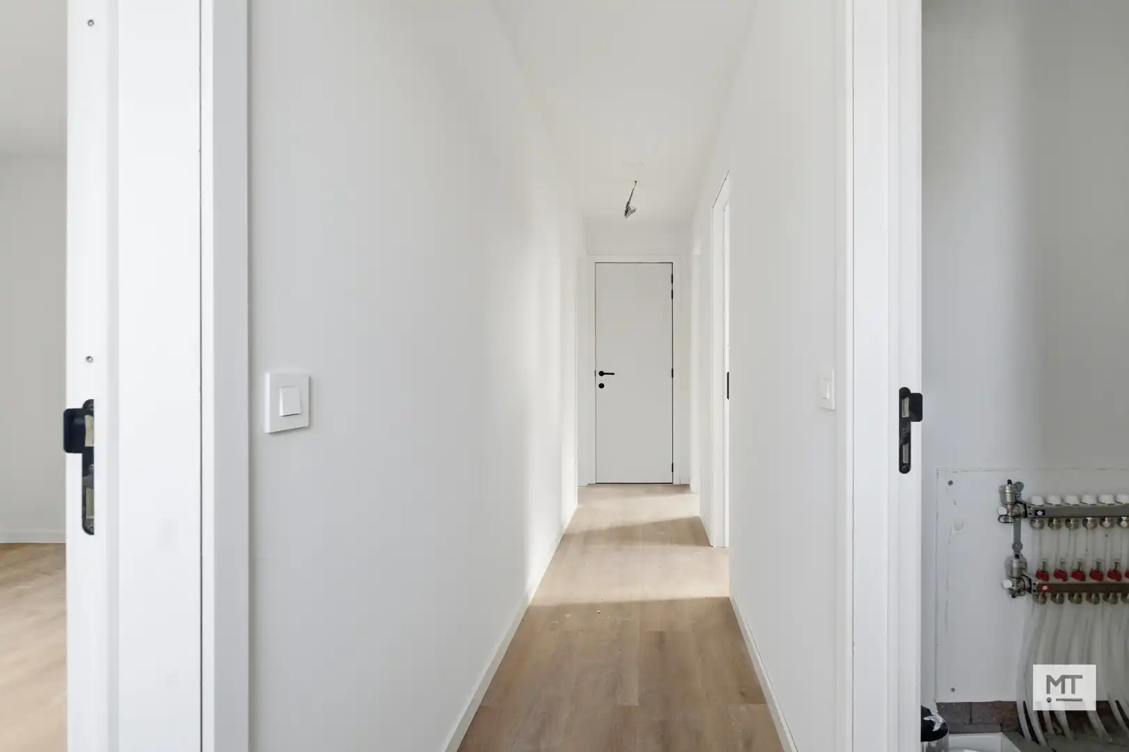Alleenstaande nieuwbouwwoning met 3 slaapkamers, tuin en carport in Beselare foto 12