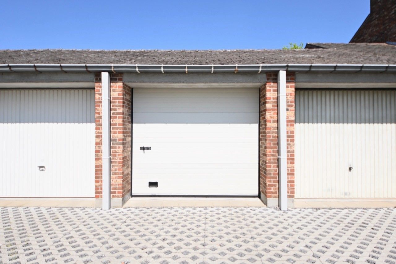Woning met 3 slaapkamers, zonnige tuin en garage. foto 20