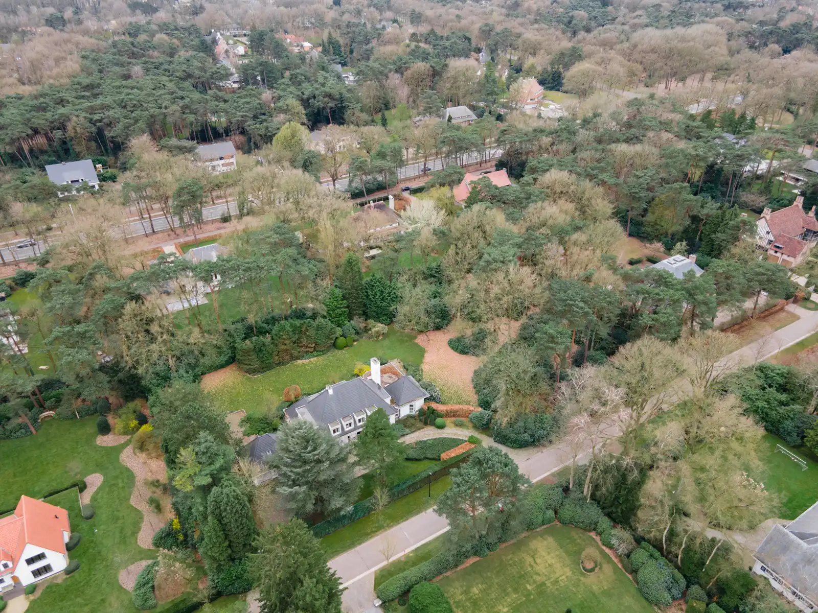 Te renoveren villa op toplocatie, voorkant Schilde  foto 33