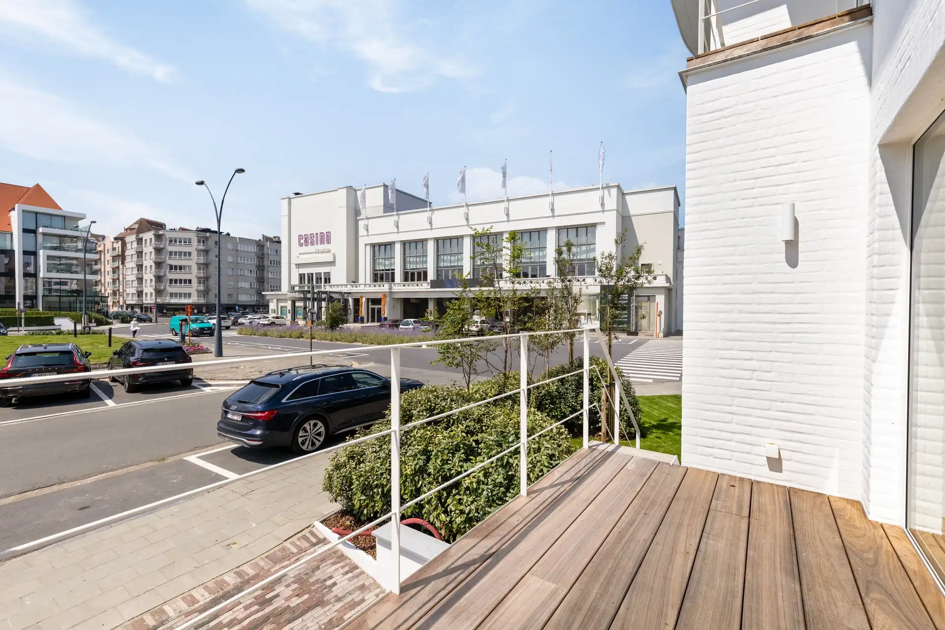 Exclusieve, volledig gerenoveerde hoekvilla met adembenemend zeezicht aan de Zeedijk. foto 27