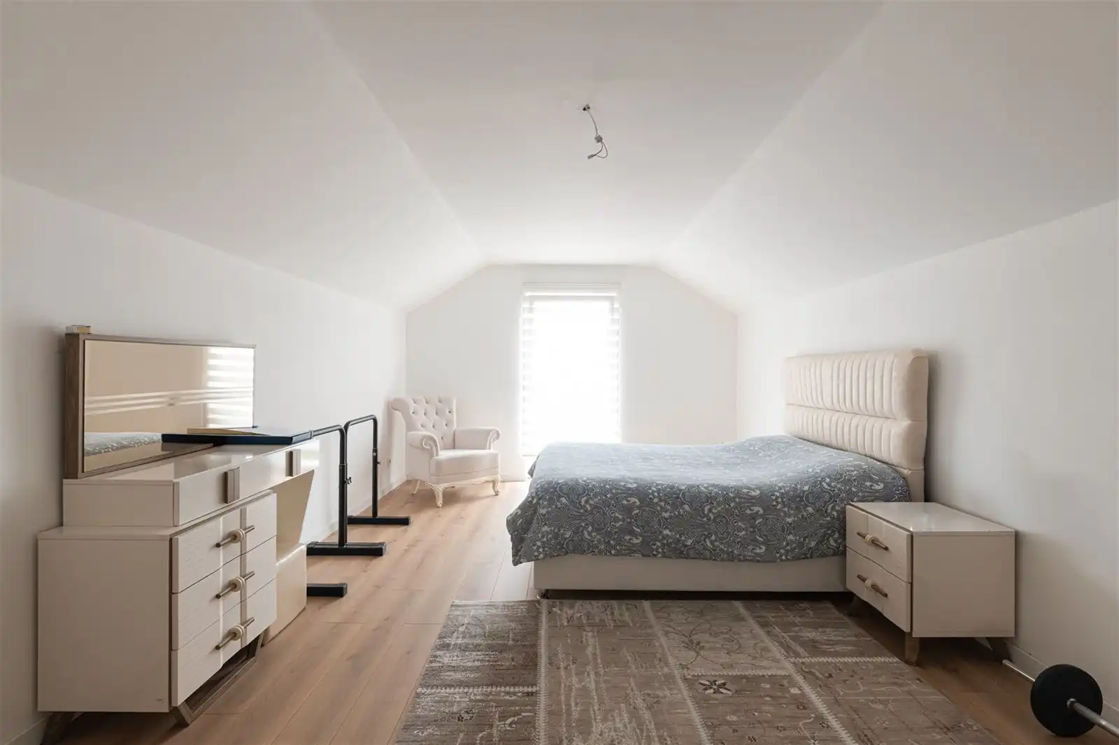 Luxueus afgewerkte villa met 5 slaapkamers in Leerne! foto 16