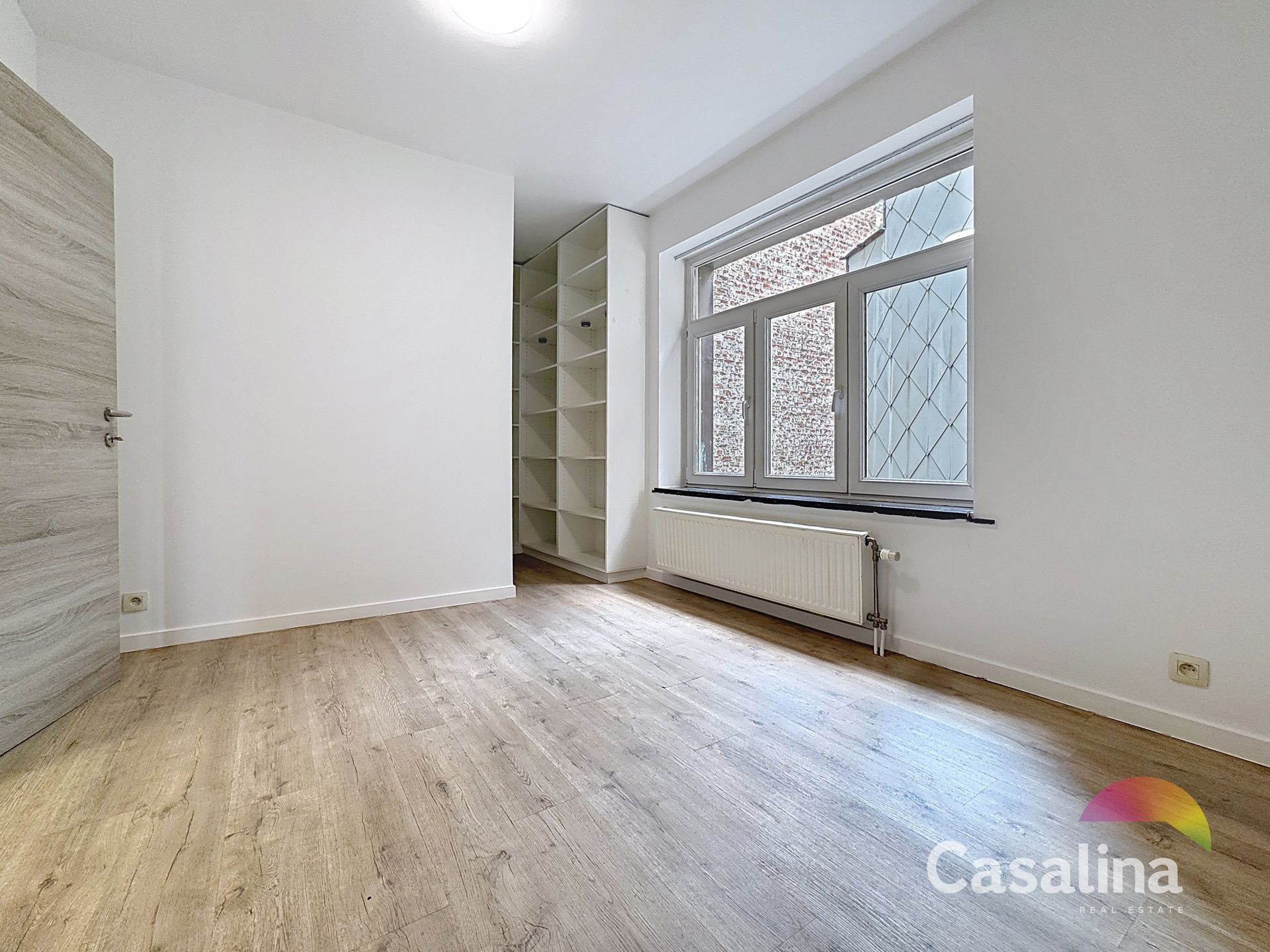 Mooi gerenoveerd 2-slaapkamer appartement te huur – Plasky foto 7