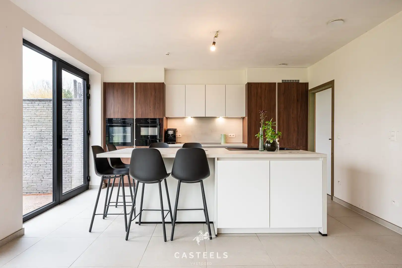 Moderne halfopen gezinswoning met garage te Zwijnaarde foto 4