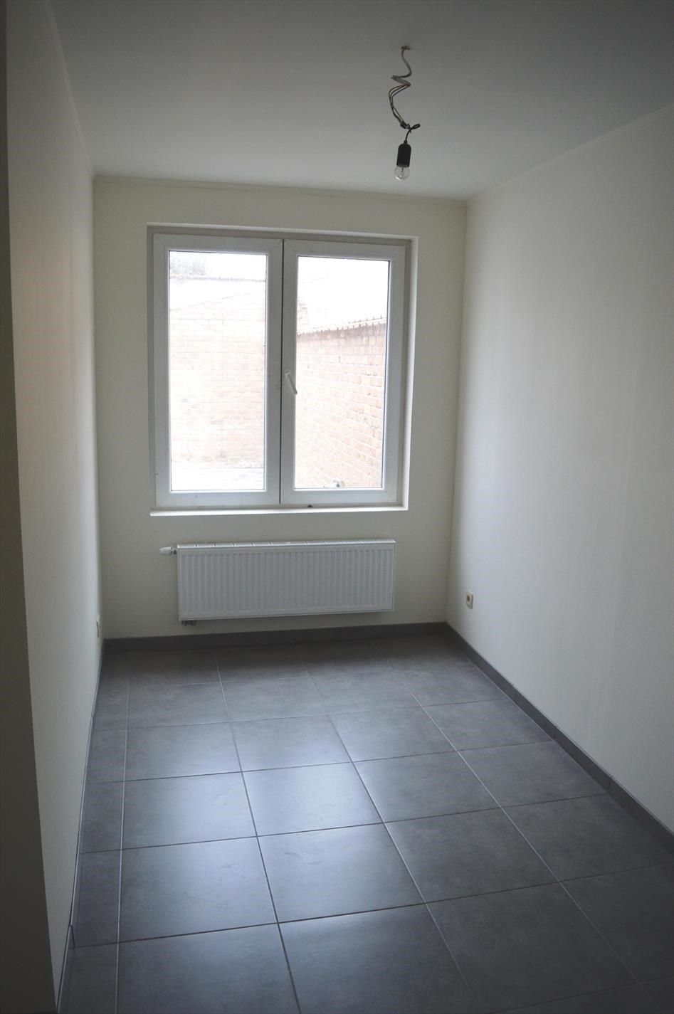 Gerenoveerd gelijkvloers appartement met 2 slaapkamers te Gistel foto 5