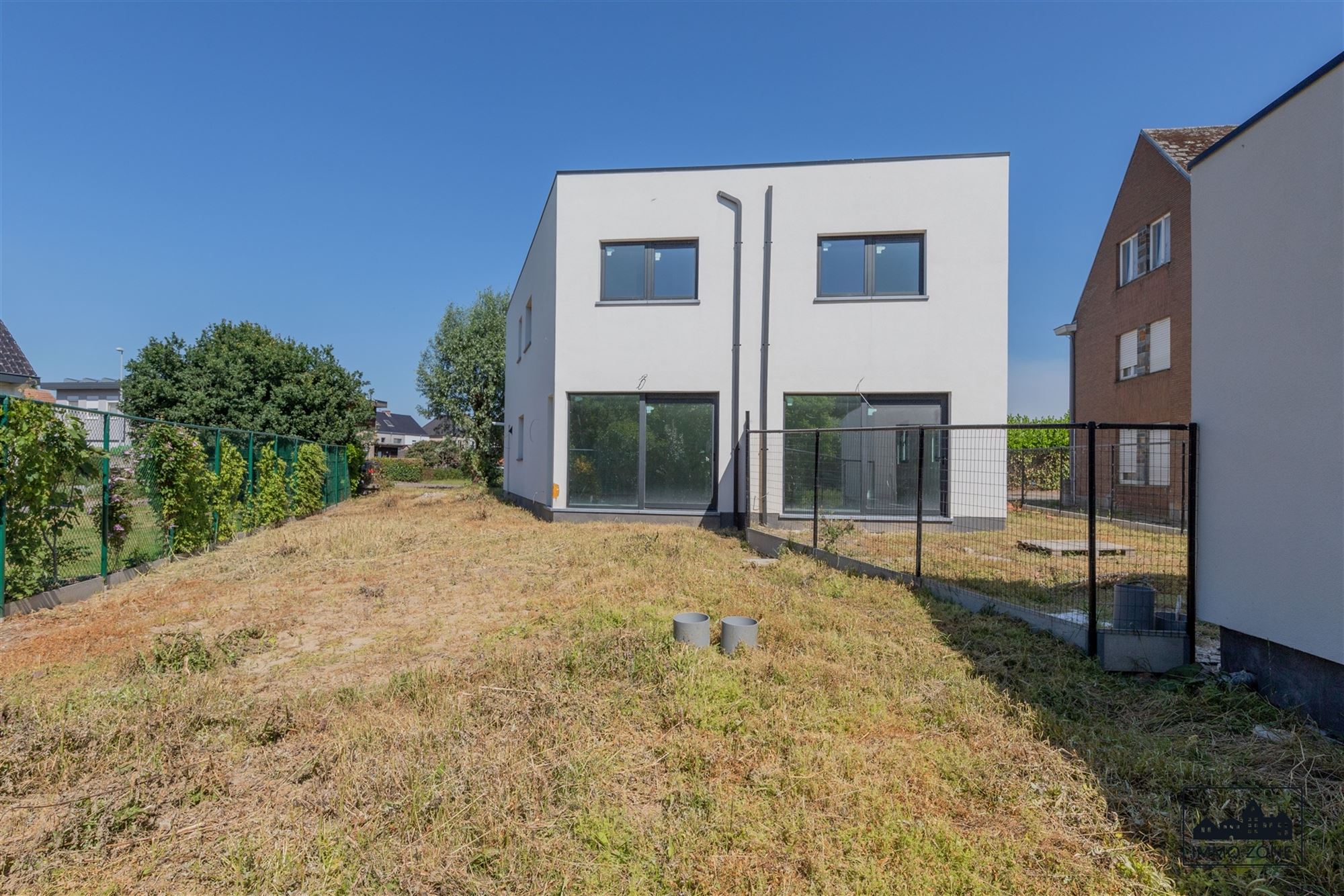 Gunstig gelegen nieuwbouw 3 slaapkamer woning met tuin foto 2