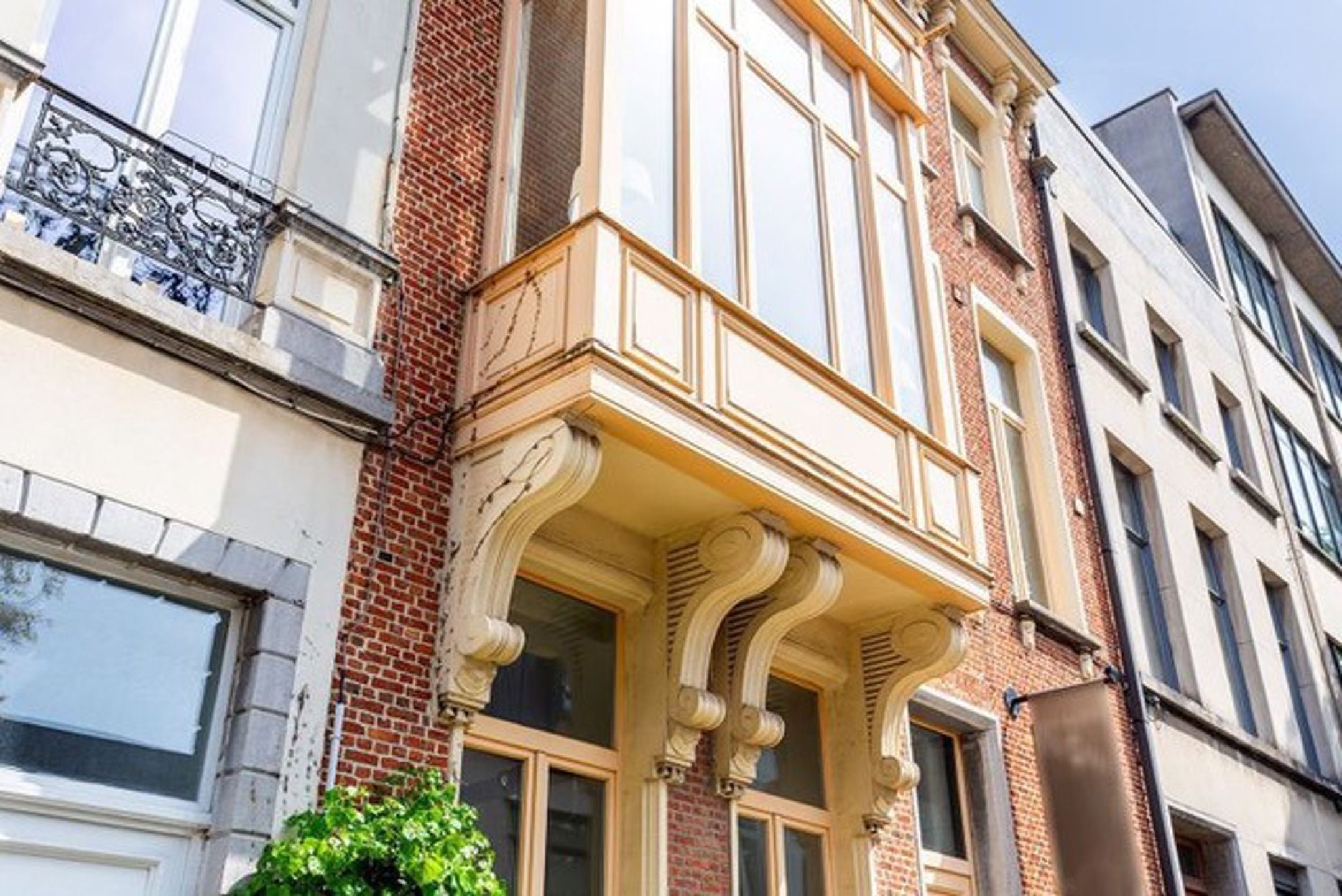 ANTWERPEN - Eclectische herenwoning in centrum Antwerpen foto 2