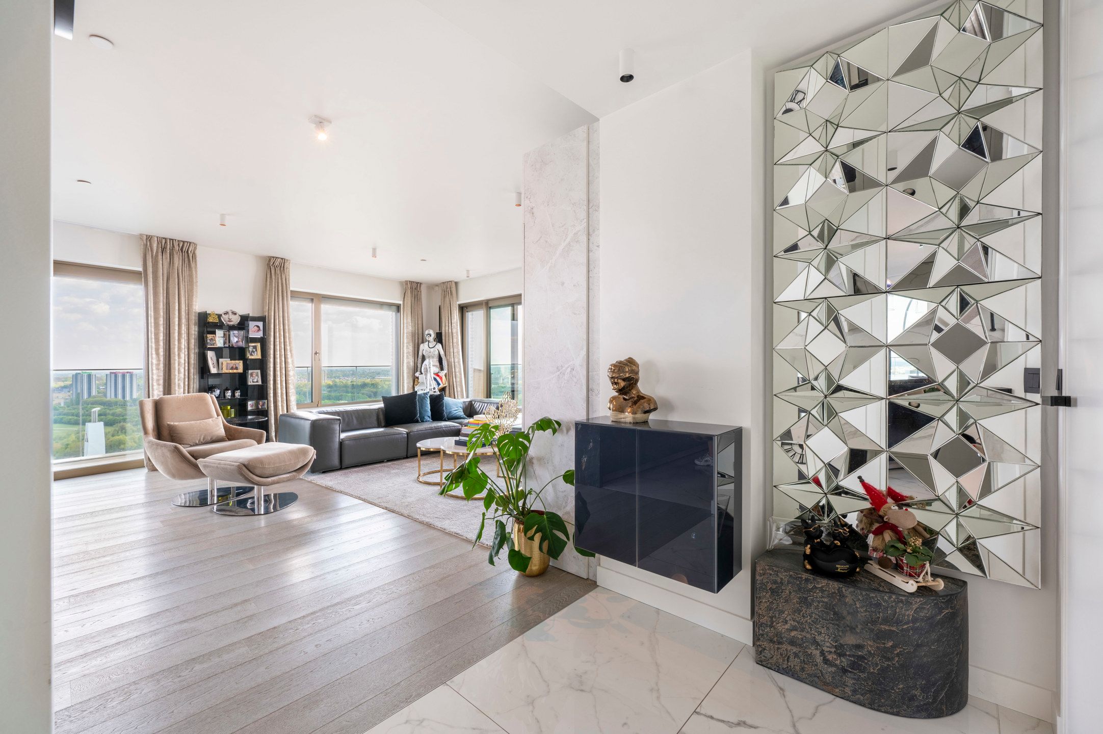 Exclusief appartement (ca.210m²) met riante terassen (ca.140m²) én zicht op de Schelde en de Stad!  foto 4