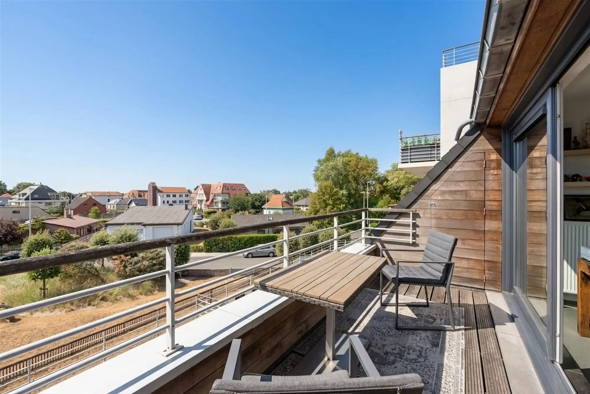 Ruim duplexappartement vlak bij zee foto 6