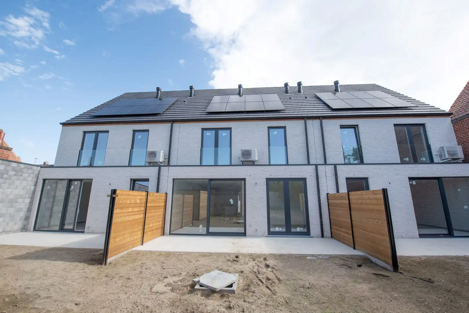 OPENDEUR 24/10 van 10h tot 12h! Prachtige, praktische nieuwbouwwoningen in het centrum van Zulte. Aankoop met 6% BTW mogelijk. foto 2