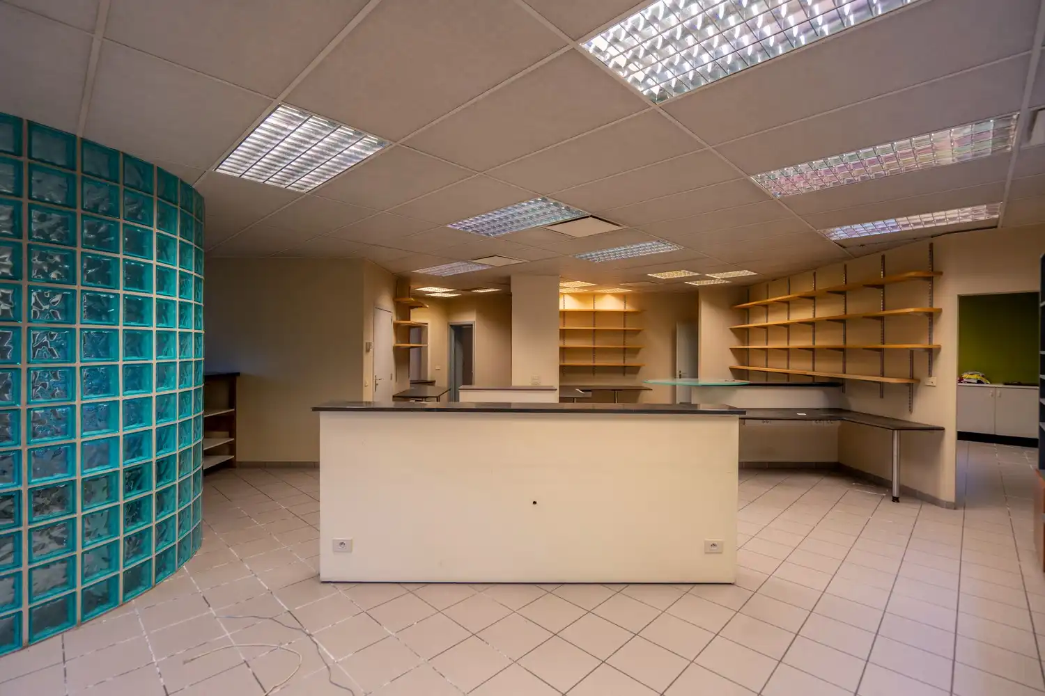 Wat een pand in Kuurne! foto 24