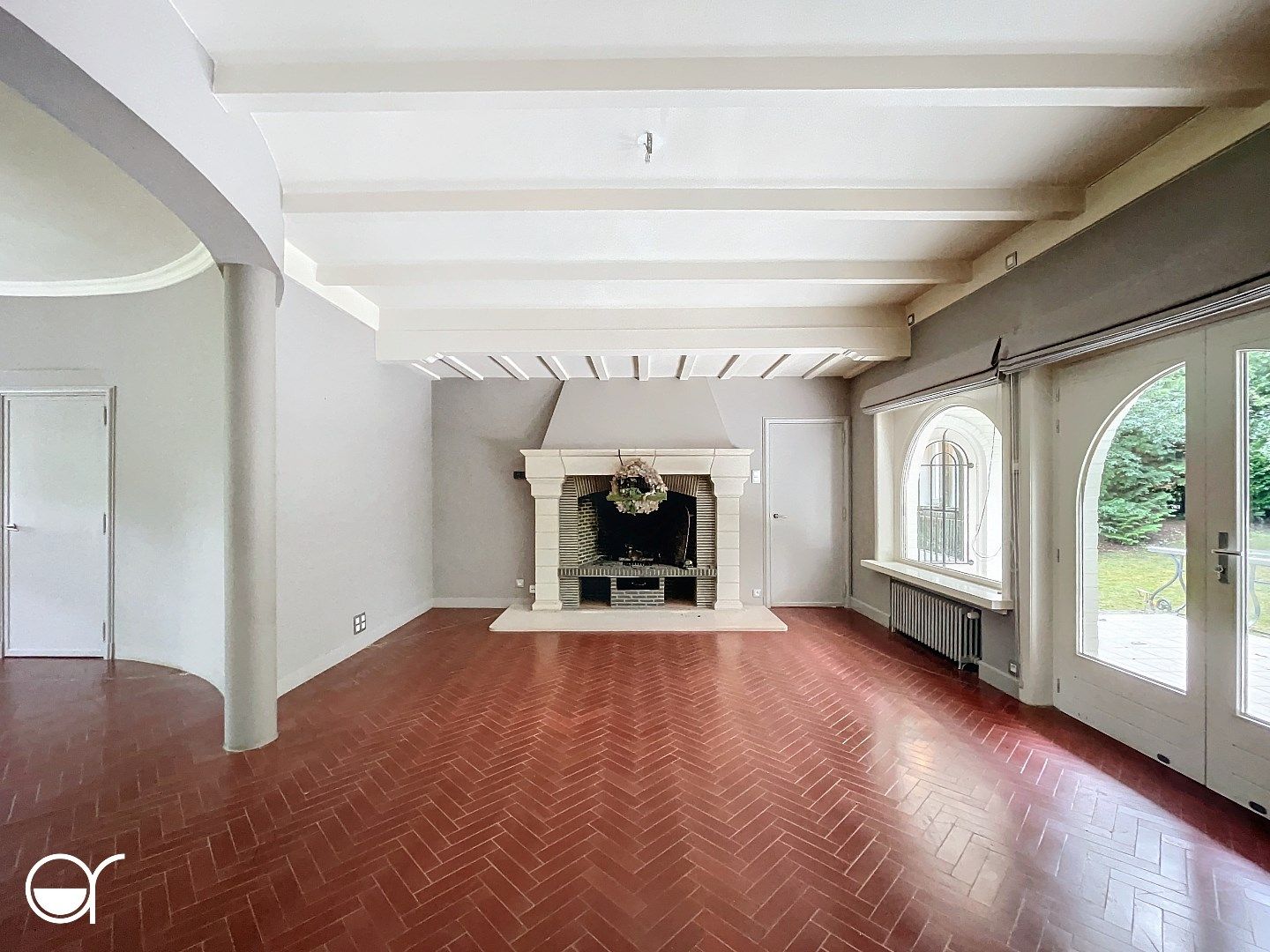 Residentiële karaktervolle villa gelegen Eikeldreef 17 Sint-Martens- Latem op 2.550m². foto 3