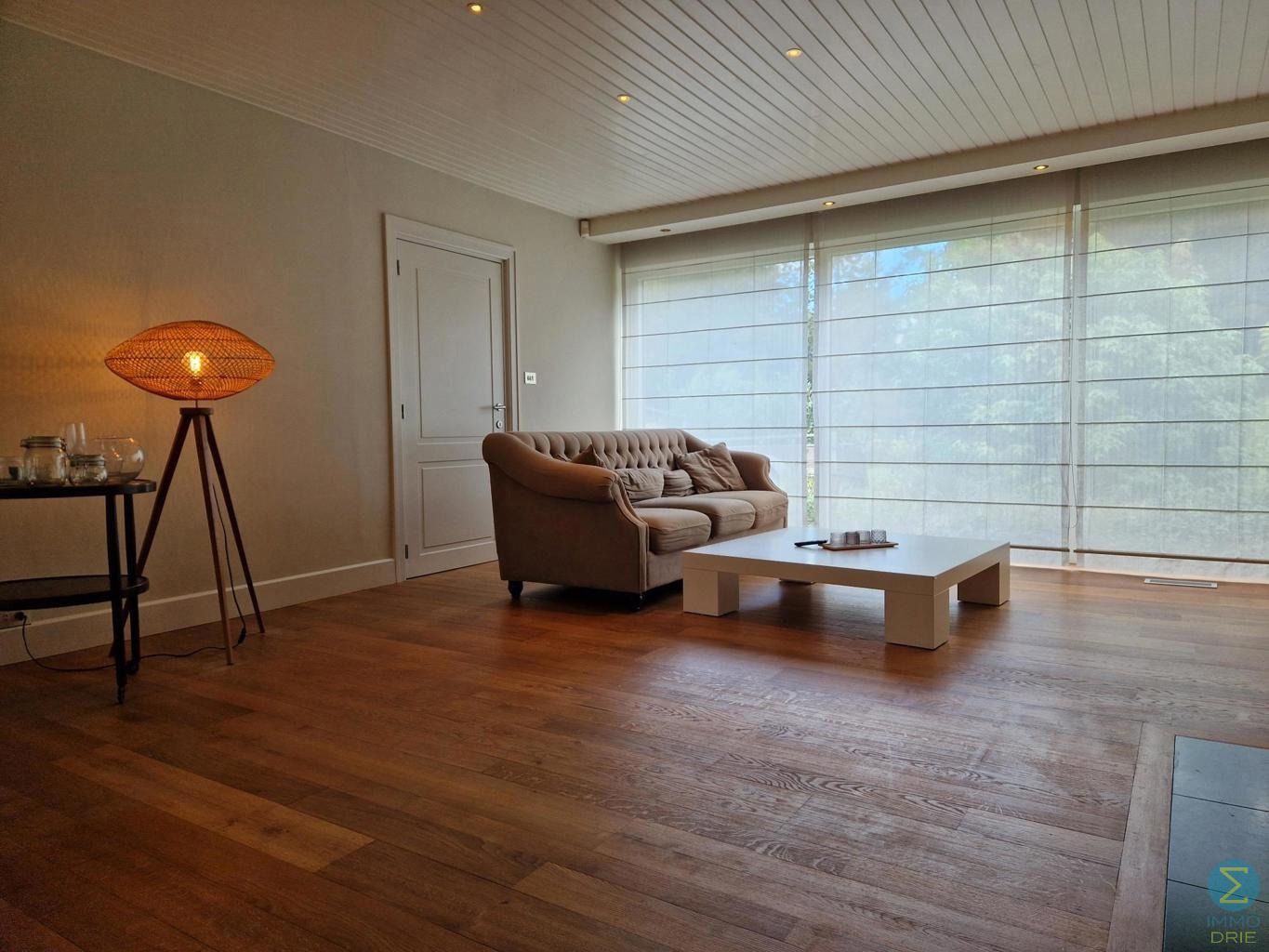 Vrijstaande woning van 340m². foto 5