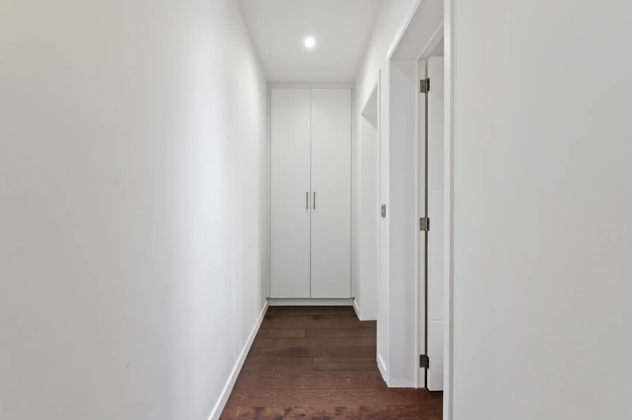 Instapklare luxewoning (235 m²!) met garage en zonnige tuin foto 27