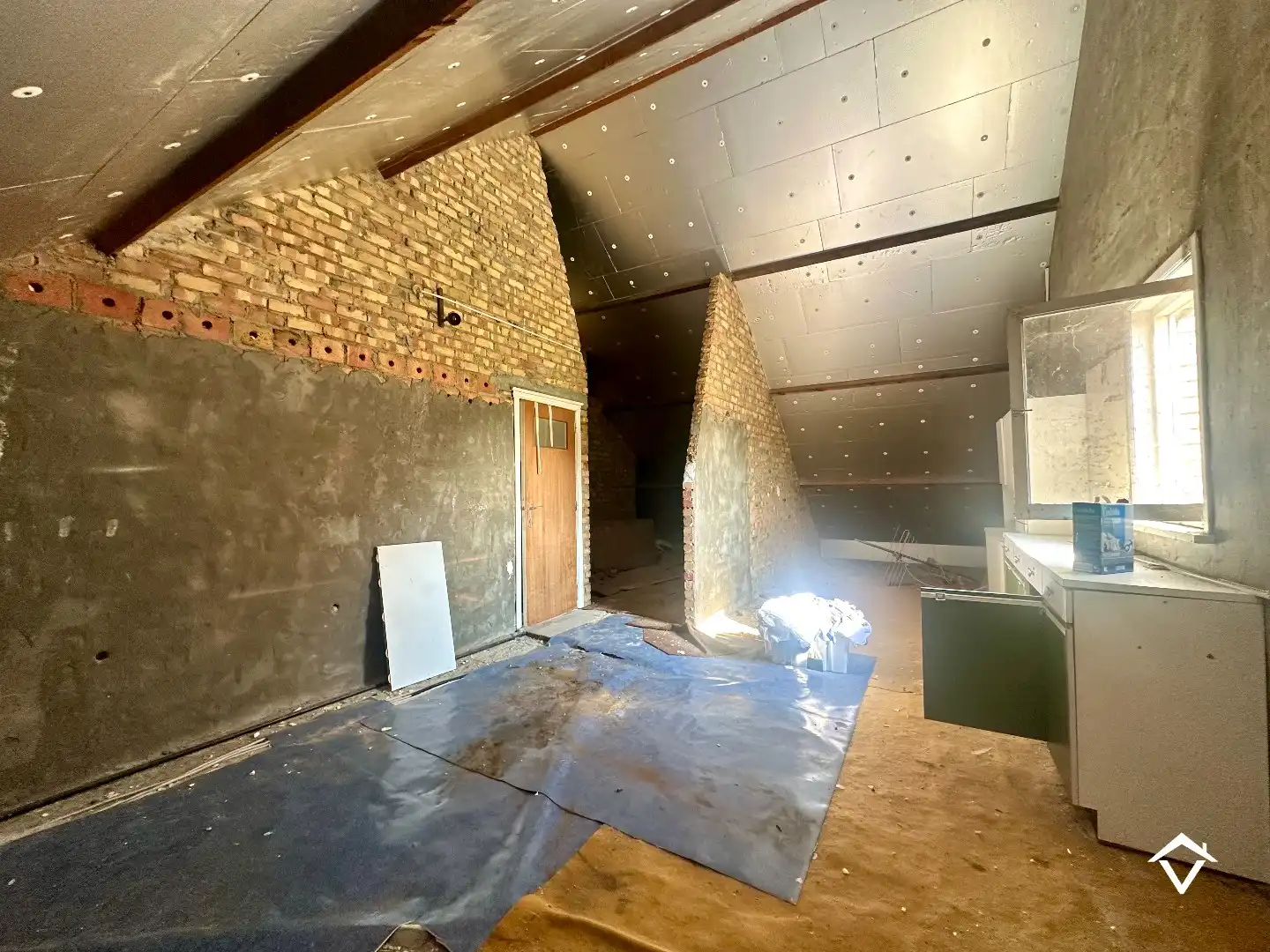 Ruime gezinswoning op perceel van 1126 m²  - tal van mogelijkheden! foto 21