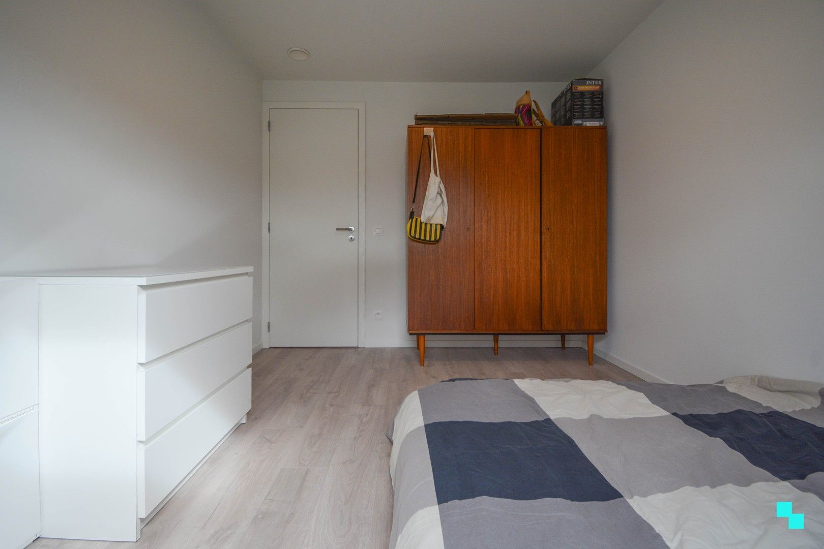 Aantrekkelijke, halfopen nieuwbouwwoning te Roeselare foto 20