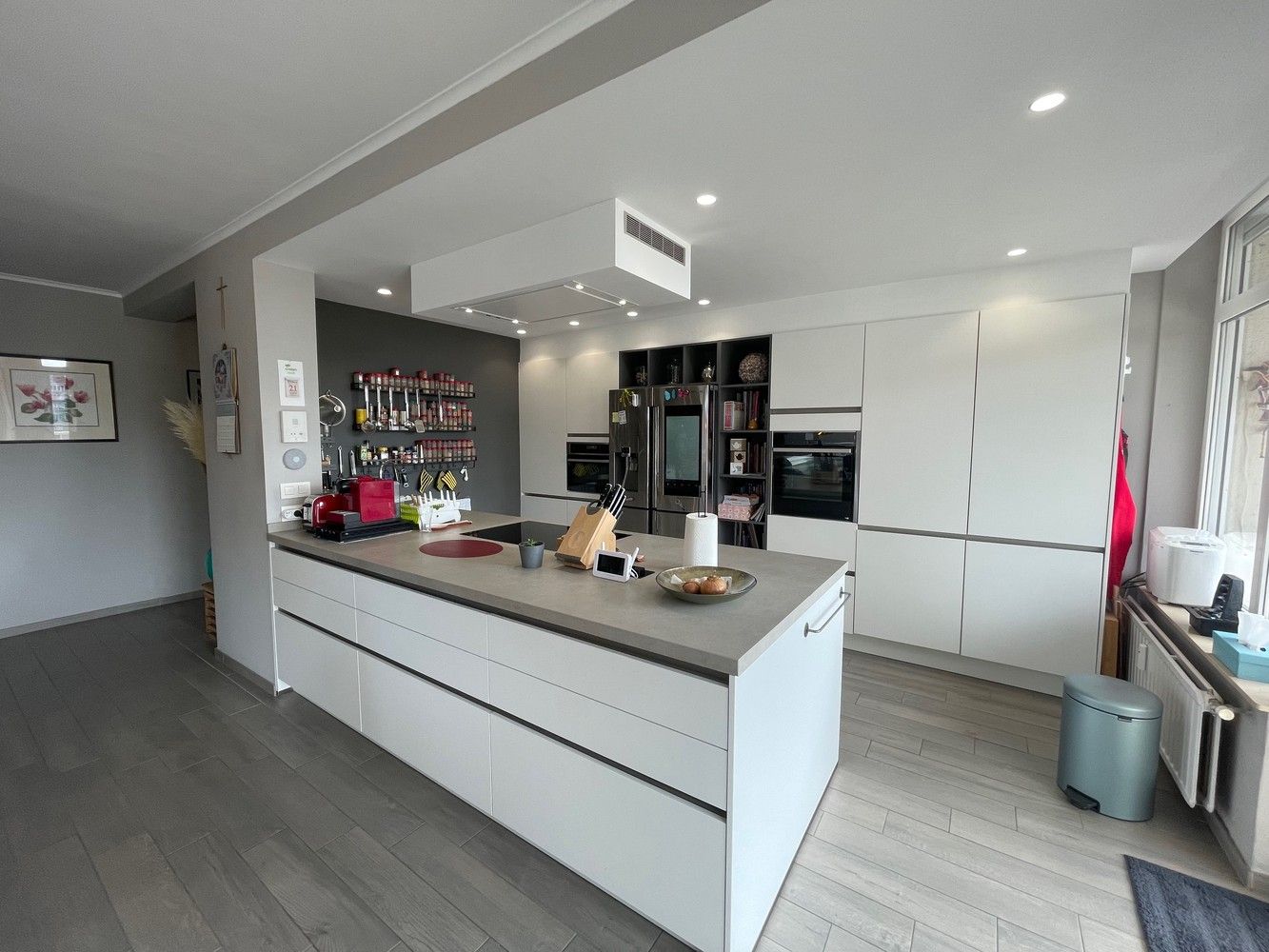 Genk, Jan Habexlaan 17 bus 2: Ruim, modern en energiezuinig appartement met 3 slaapkamers, 3 terrassen en autostaanplaats. foto 8