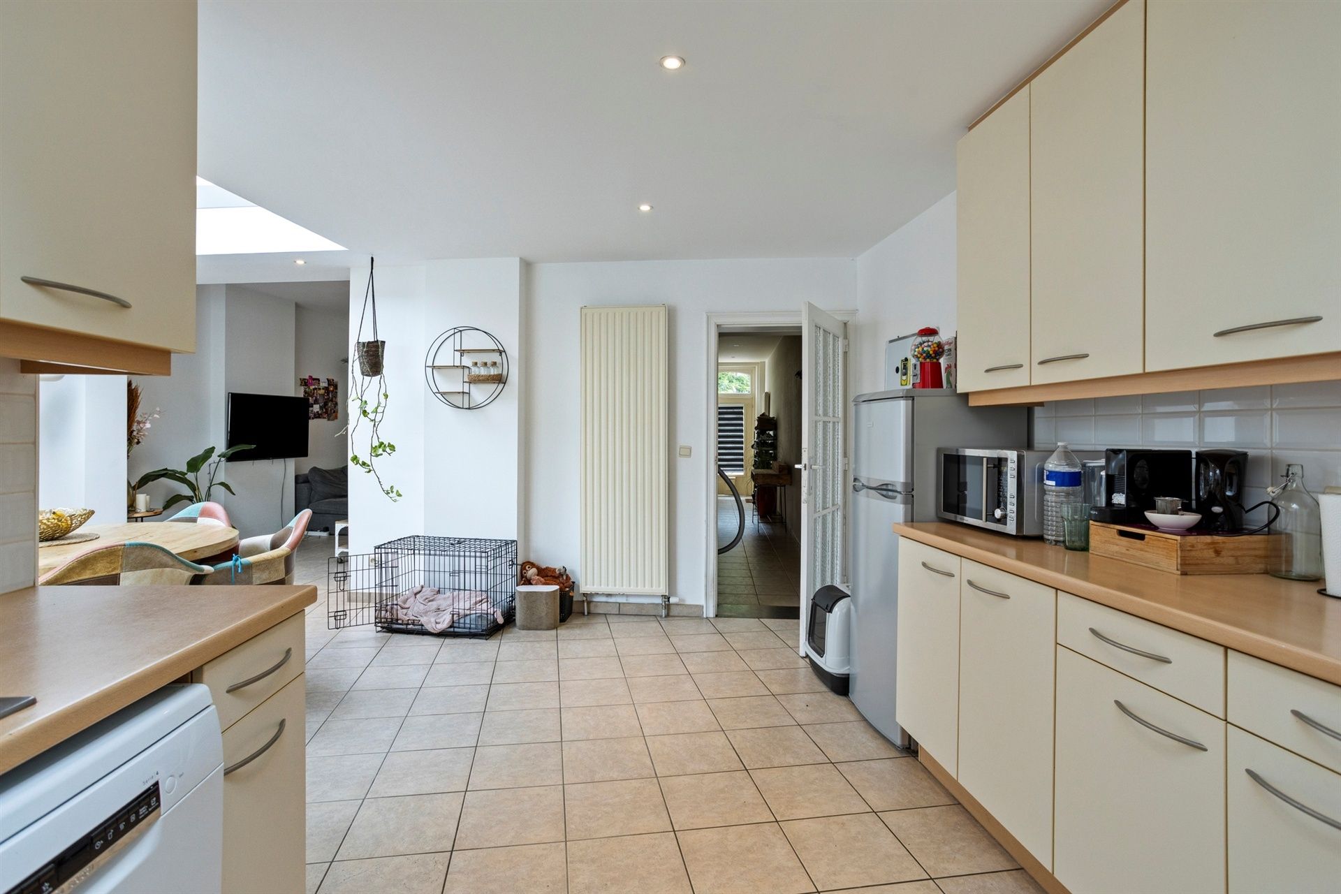Instapklare rijwoning met stadskoer in hartje Merchtem foto 12