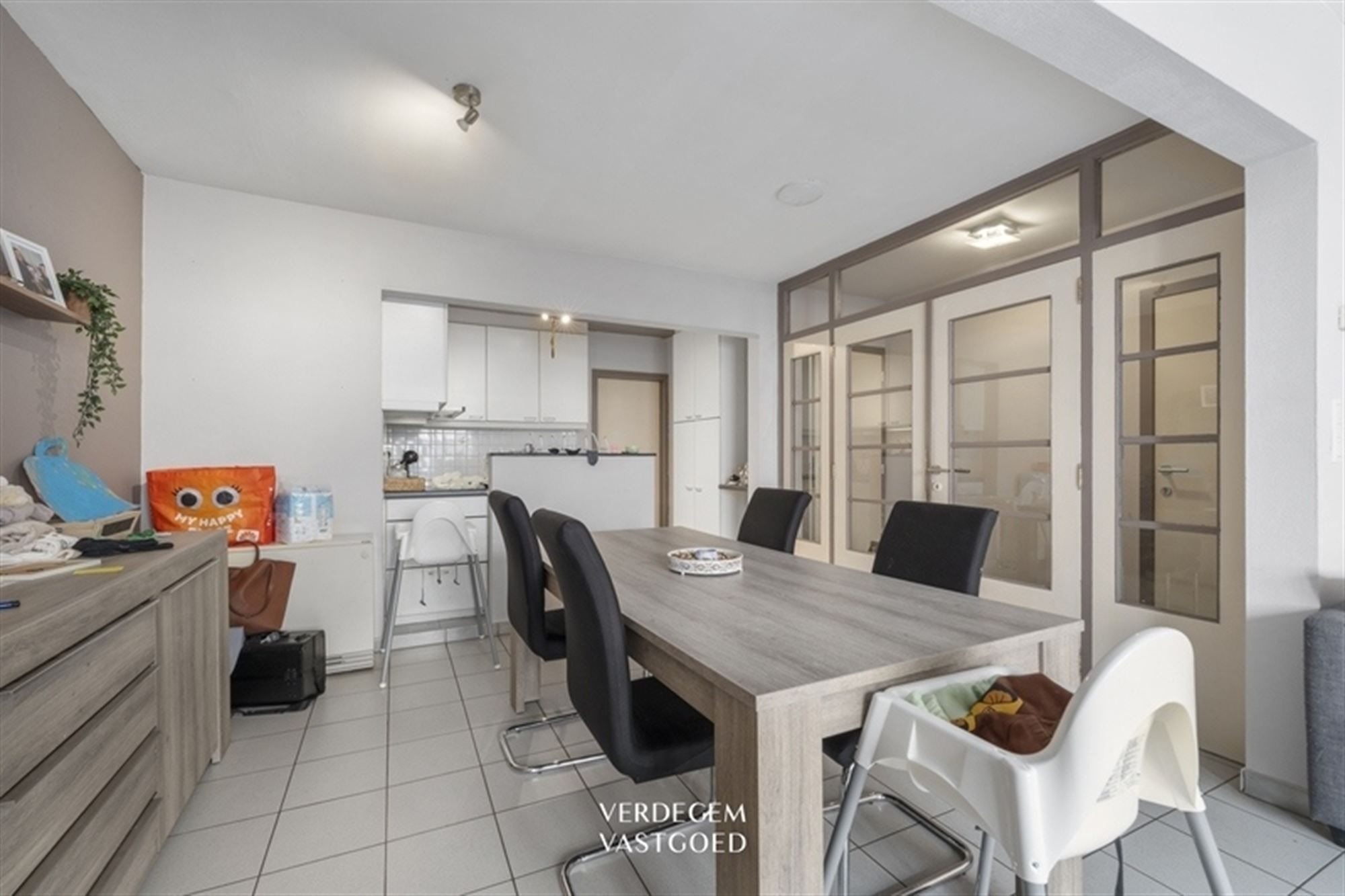 Gelijkvloers appartement met 2 slaapkamers en zonnige tuin foto 4