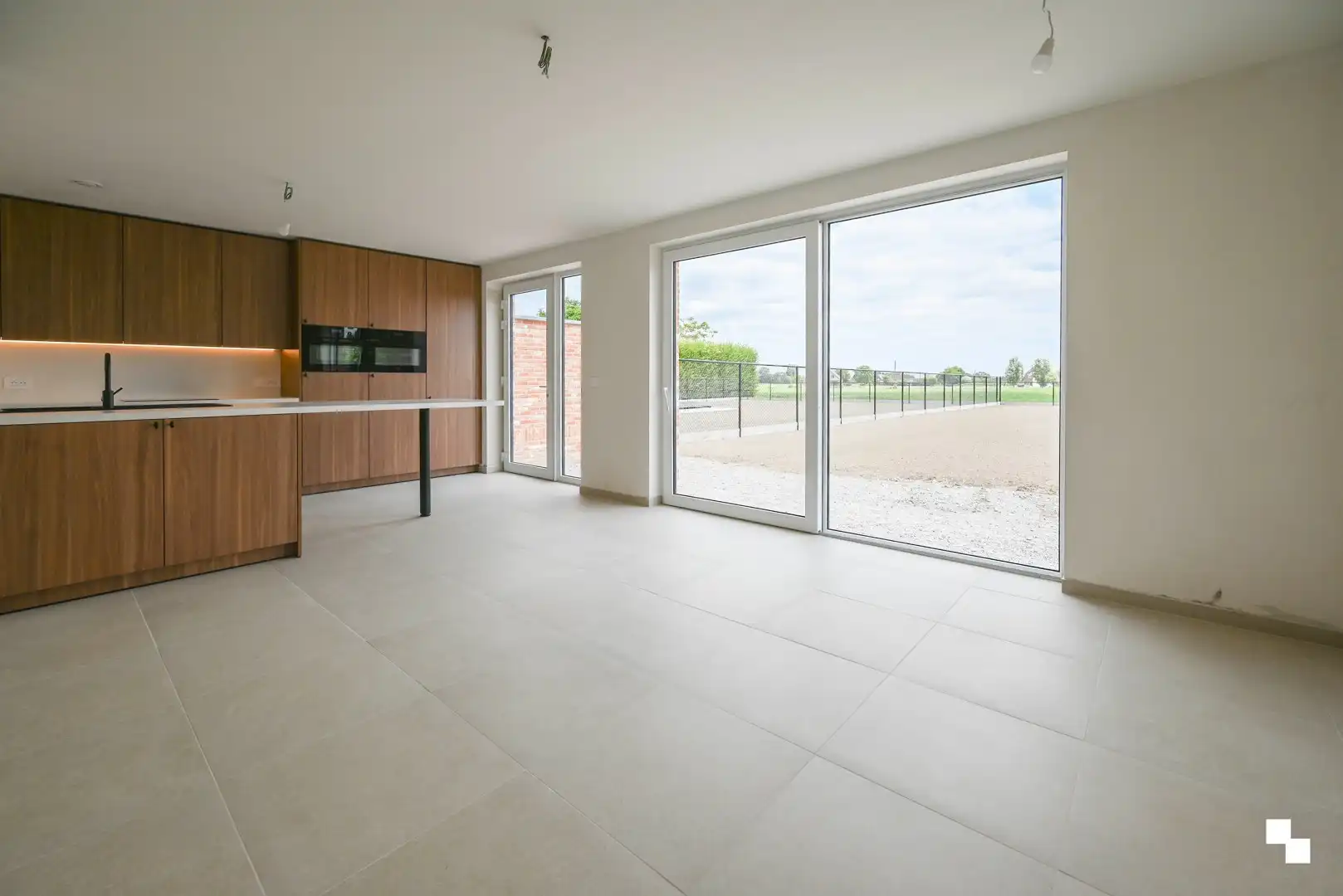 Ruime nieuwbouwwoning met landelijk verzicht in Marialoop foto 7