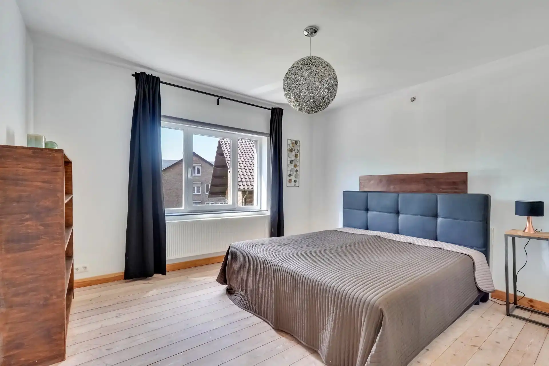 Instapklare, ruime woning met vier slaapkamers foto 17