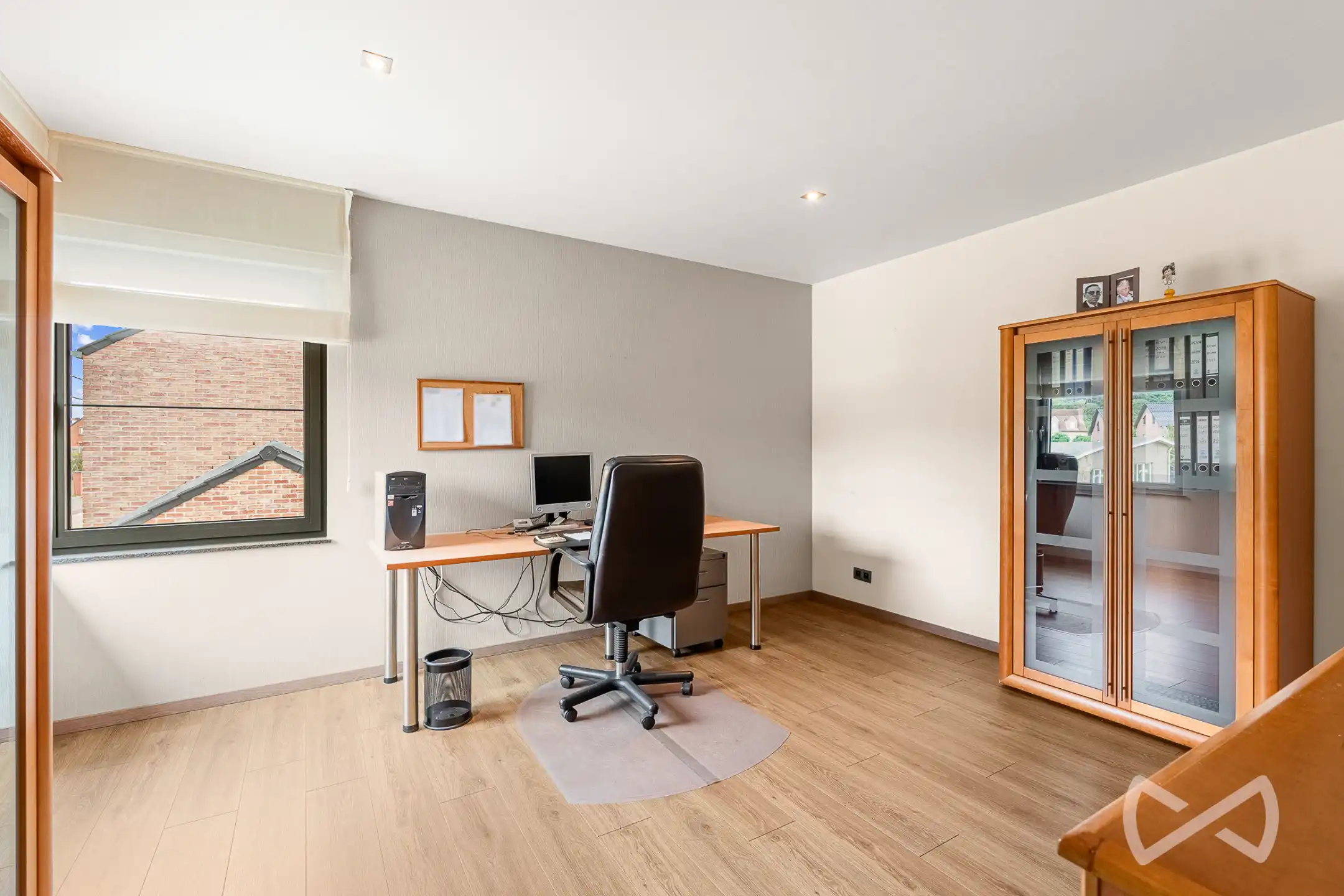 TE KOOP | Ruime instapklare woning op 20 are in Paal foto 20